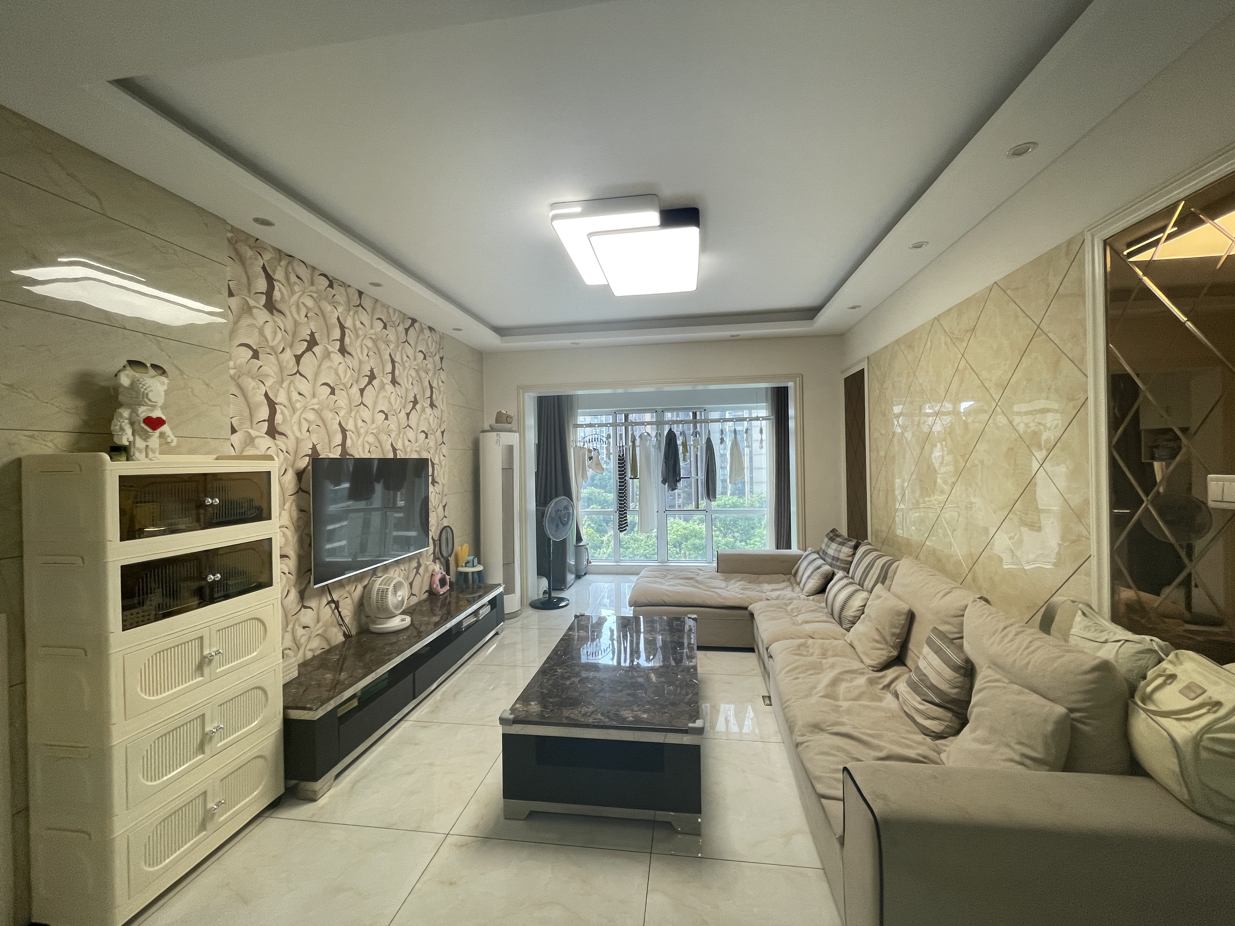 美的城三期 2室2厅1卫 45.0万 美的城三期 2室2厅1卫 45.0万室内图