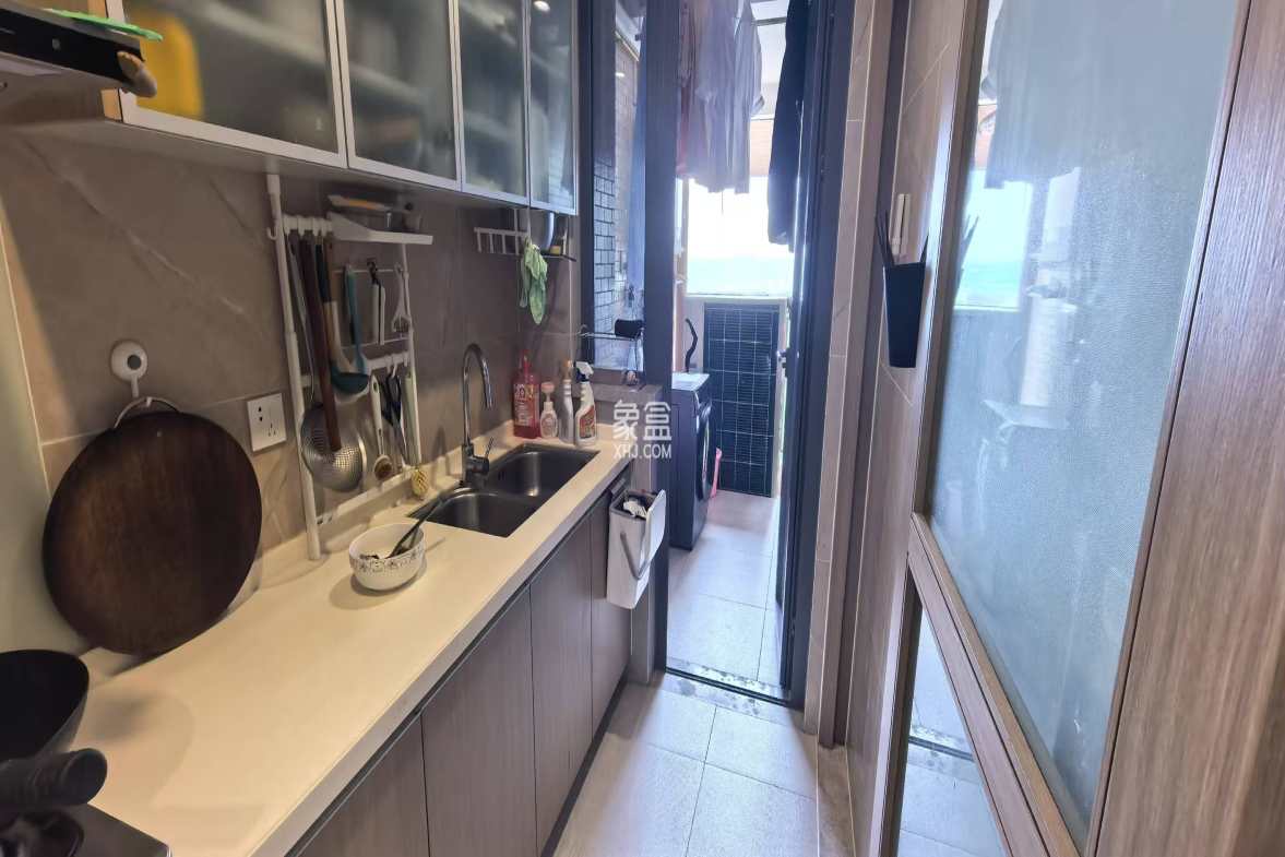 晋合湘水湾六期  3室2厅2卫    150.0万 晋合湘水湾六期  3室2厅2卫    150.0万室内图