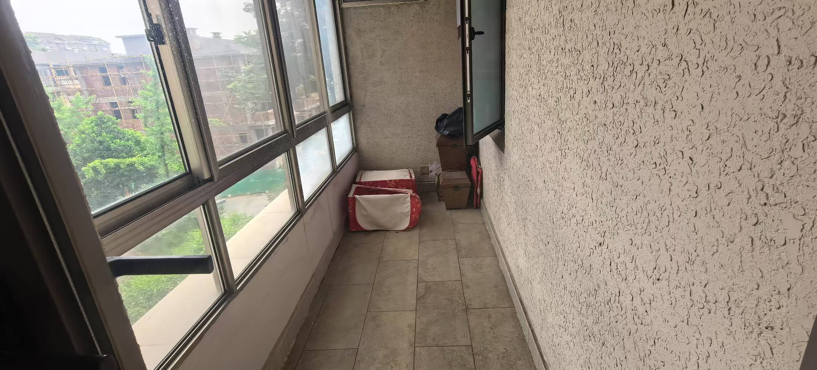 天泉一品别墅 5室3厅4卫 316.0万 天泉一品别墅 5室3厅4卫 316.0万室内图