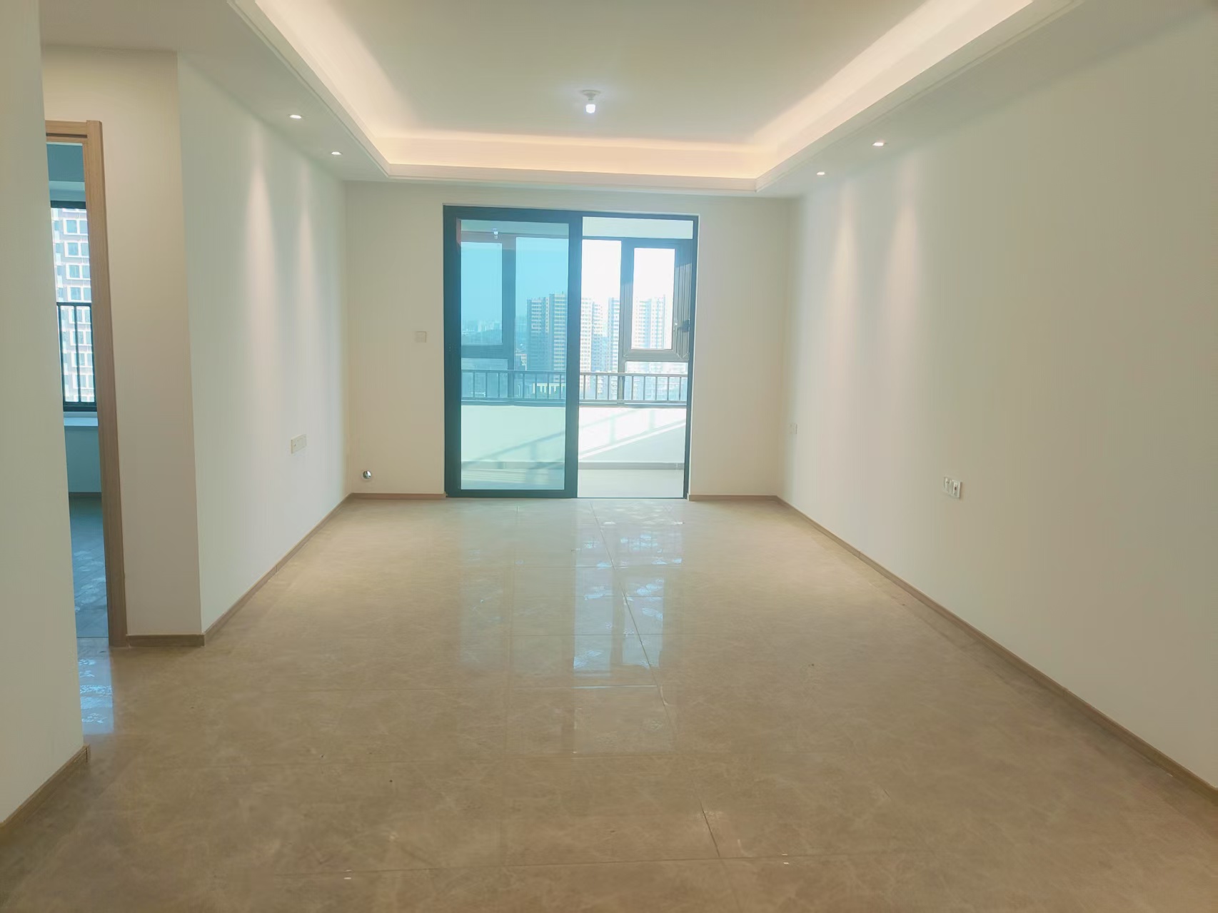 金茂如茂苑 3室2厅2卫 68.0万 金茂如茂苑 3室2厅2卫 68.0万室内图