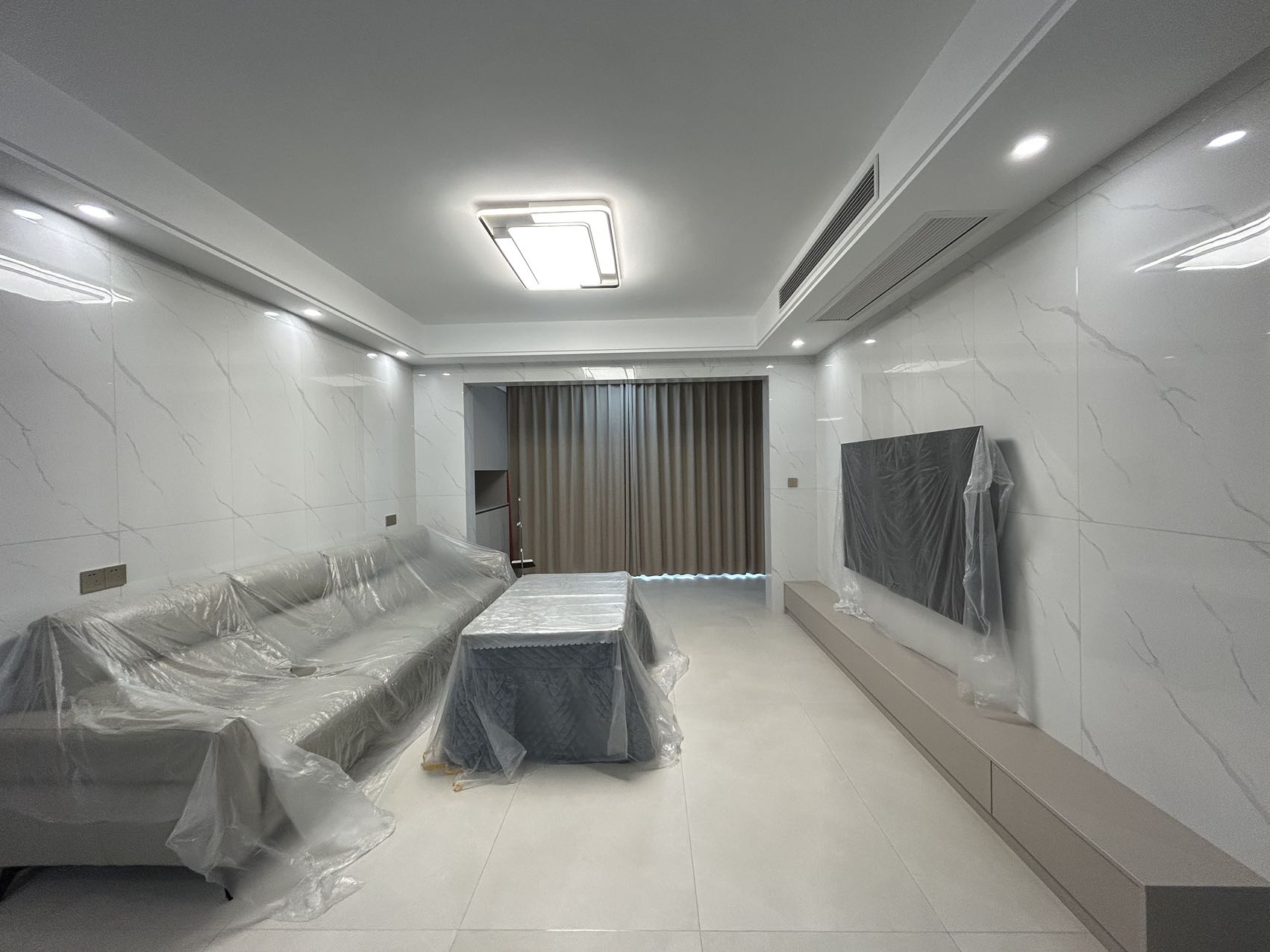 白金汉宫 3室2厅2卫 92.8万 白金汉宫 3室2厅2卫 92.8万室内图