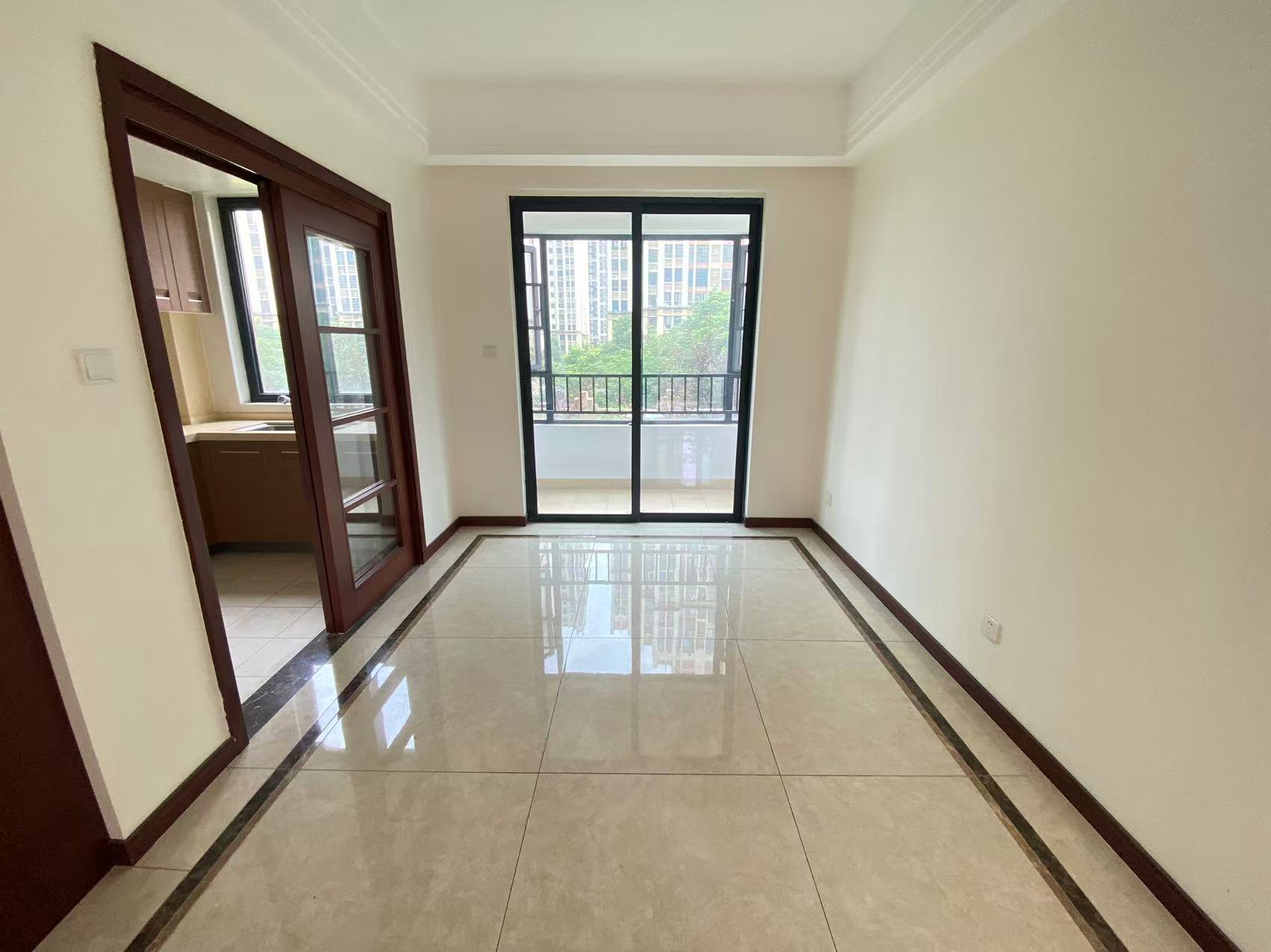 中建玥熙台 4室2厅2卫 66.0万 中建玥熙台 4室2厅2卫 66.0万室内图