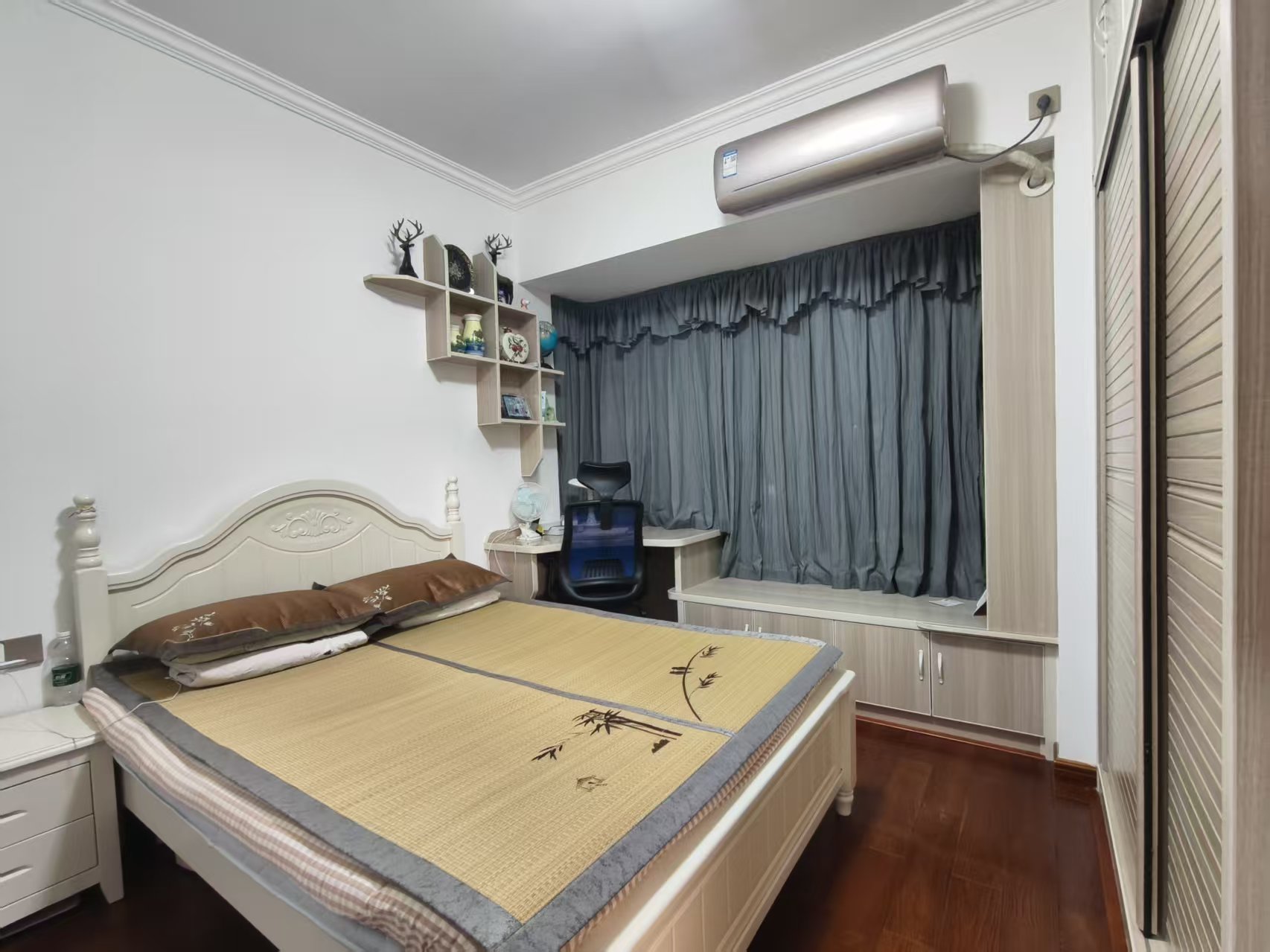 湘江名都 3室2厅2卫 75.0万 湘江名都 3室2厅2卫 75.0万室内图