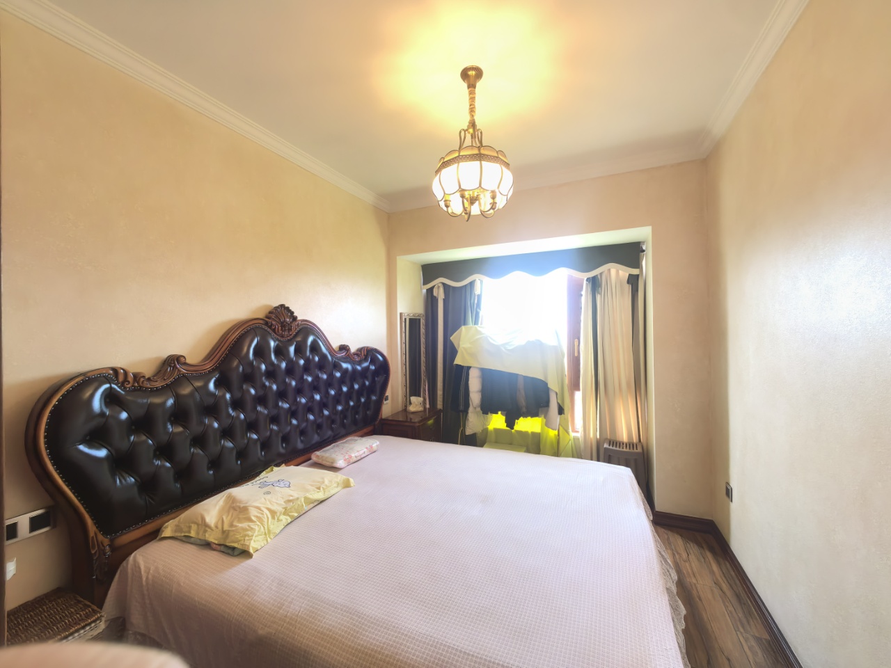 经世皇城 4室2厅2卫 108.0万 经世皇城 4室2厅2卫 108.0万室内图