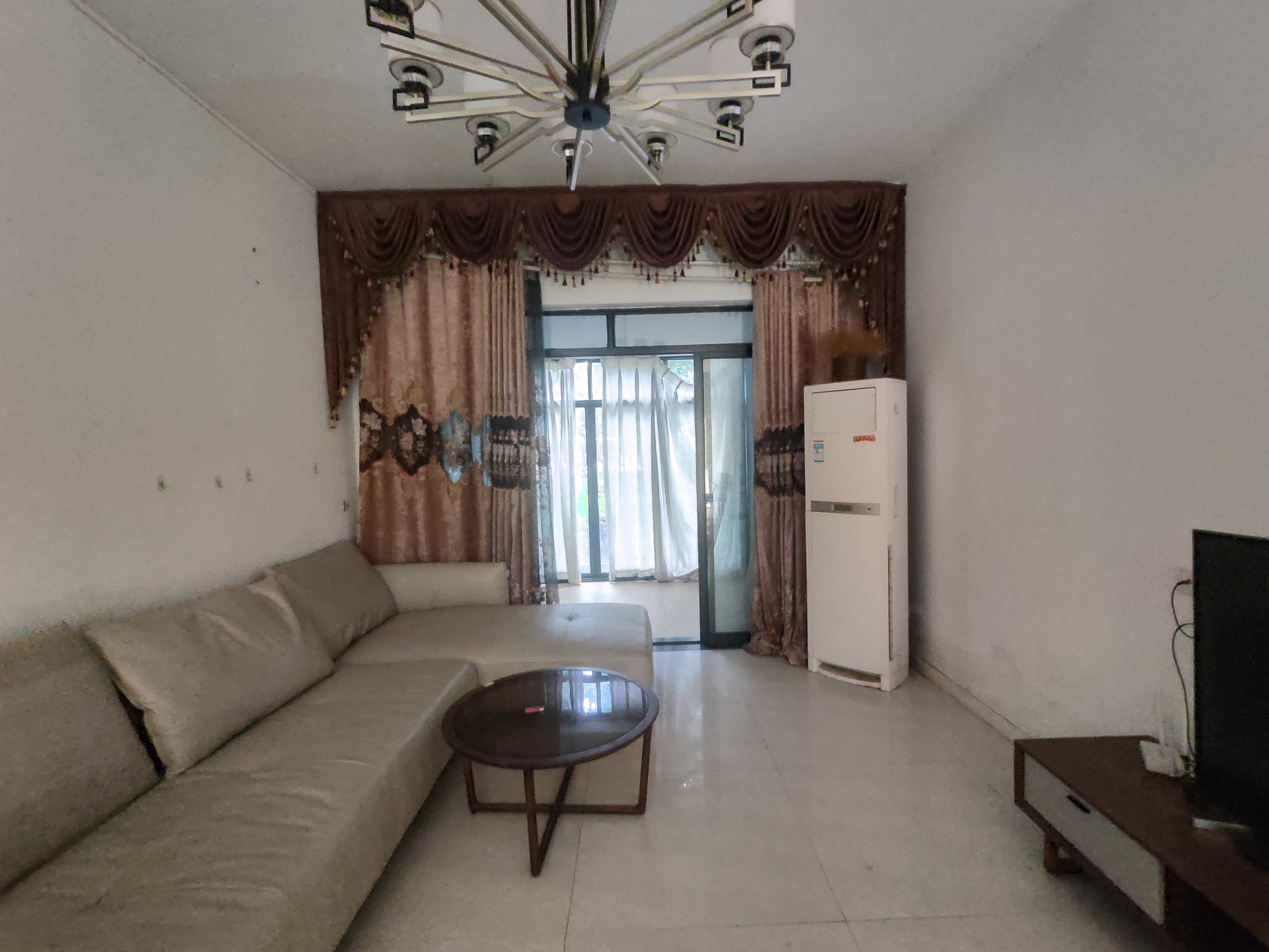 经世龙城  3室2厅1卫    55.0万 经世龙城  3室2厅1卫    55.0万室内图