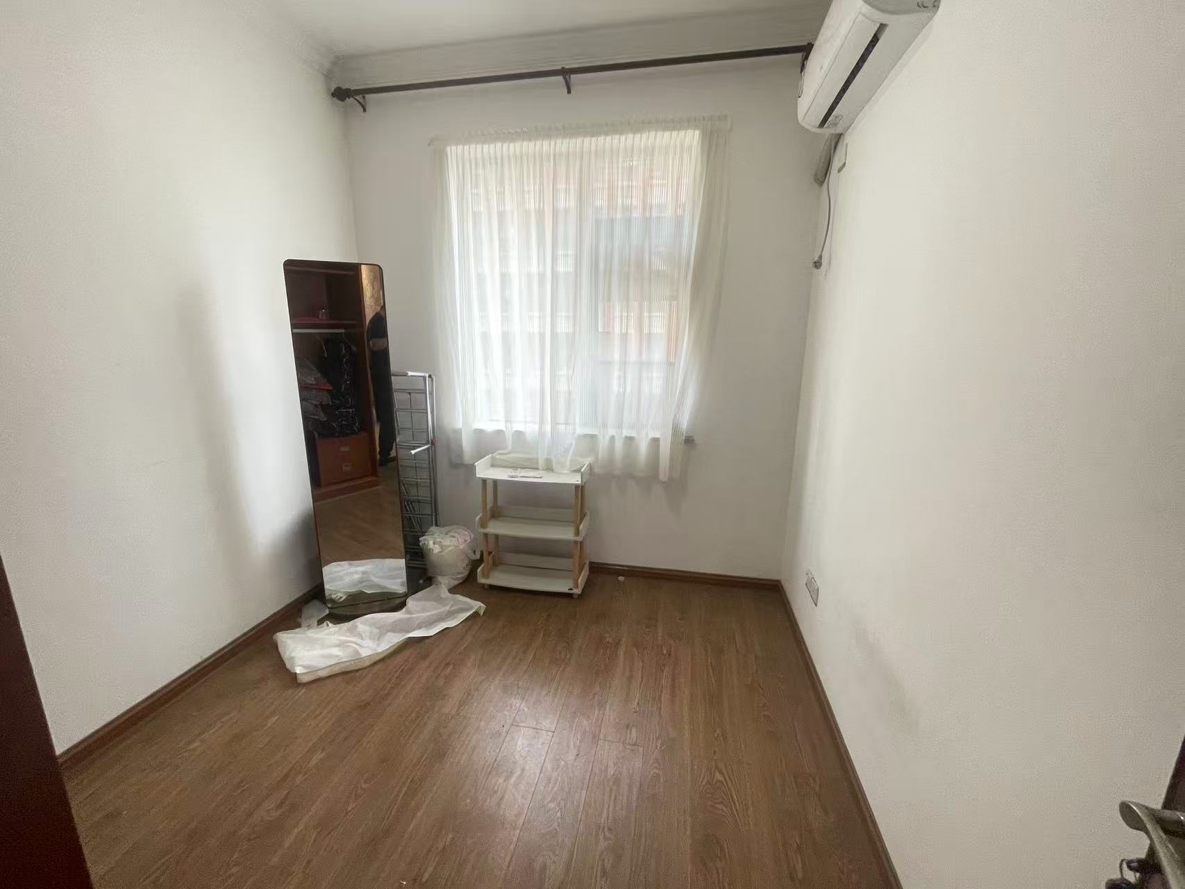 中泰财富湘江 3室2厅2卫 67.8万 中泰财富湘江 3室2厅2卫 67.8万室内图