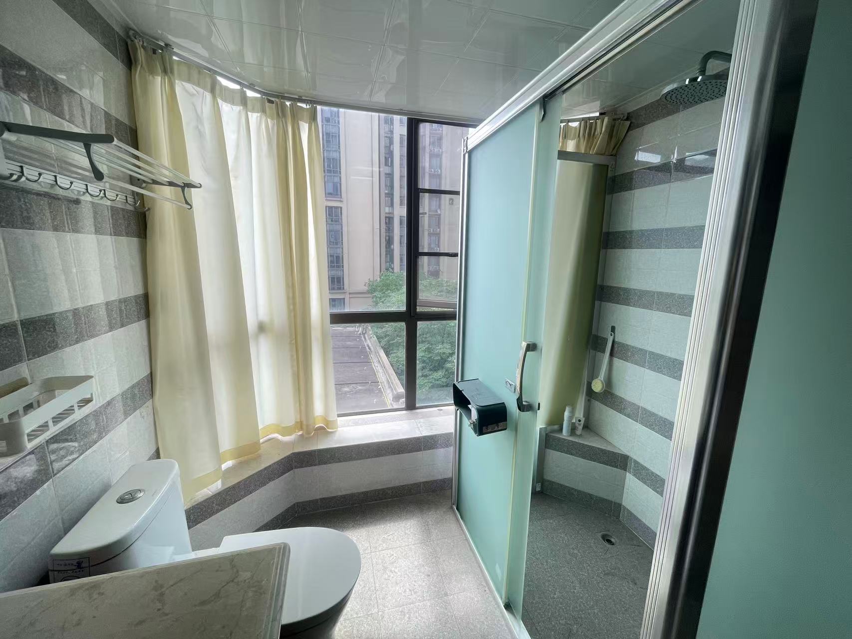 中泰财富湘江 3室2厅2卫 67.8万 中泰财富湘江 3室2厅2卫 67.8万室内图