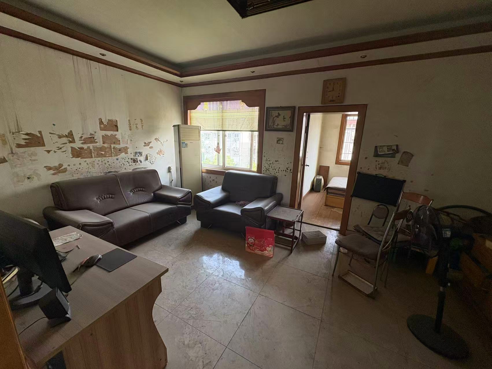 楠木塘  3室1厅1卫    26.0万 楠木塘  3室1厅1卫    26.0万室内图