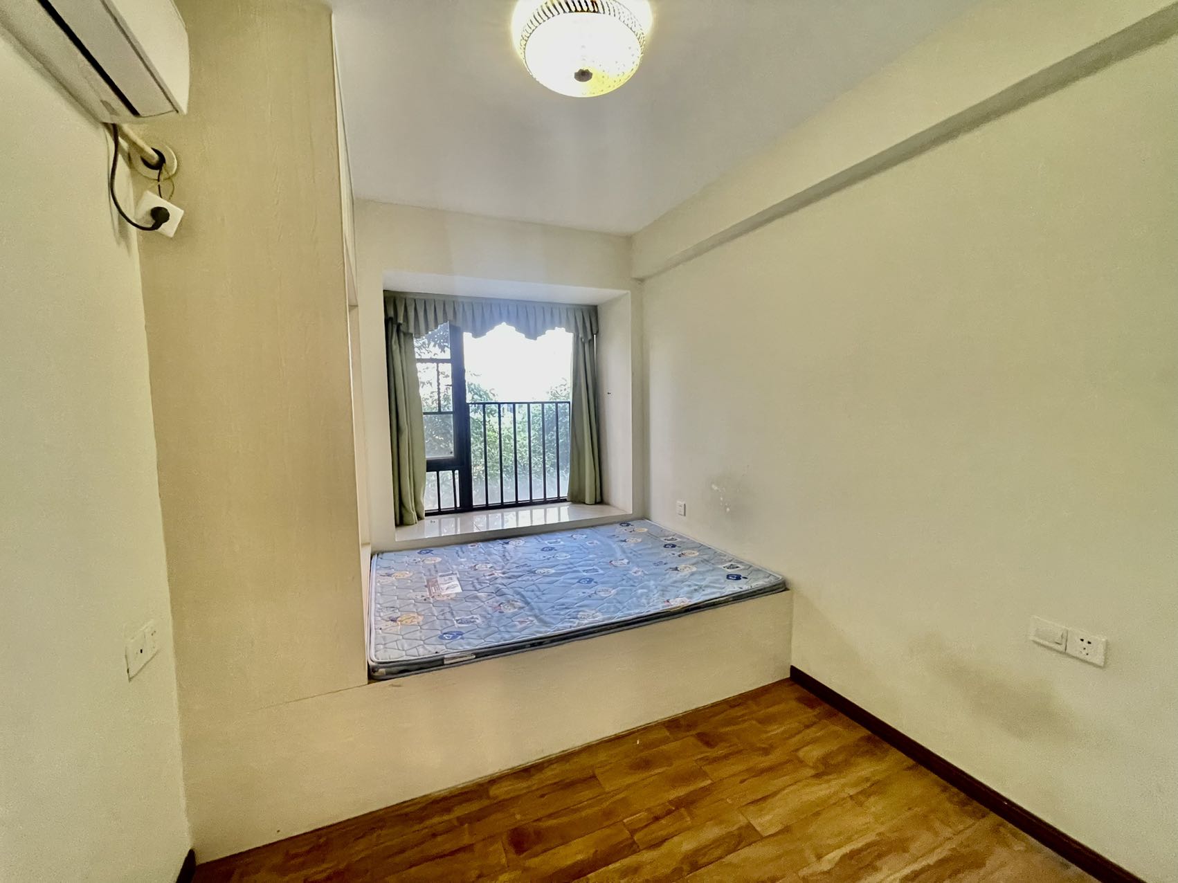 蓝溪谷 3室2厅2卫 45.0万 蓝溪谷 3室2厅2卫 45.0万室内图