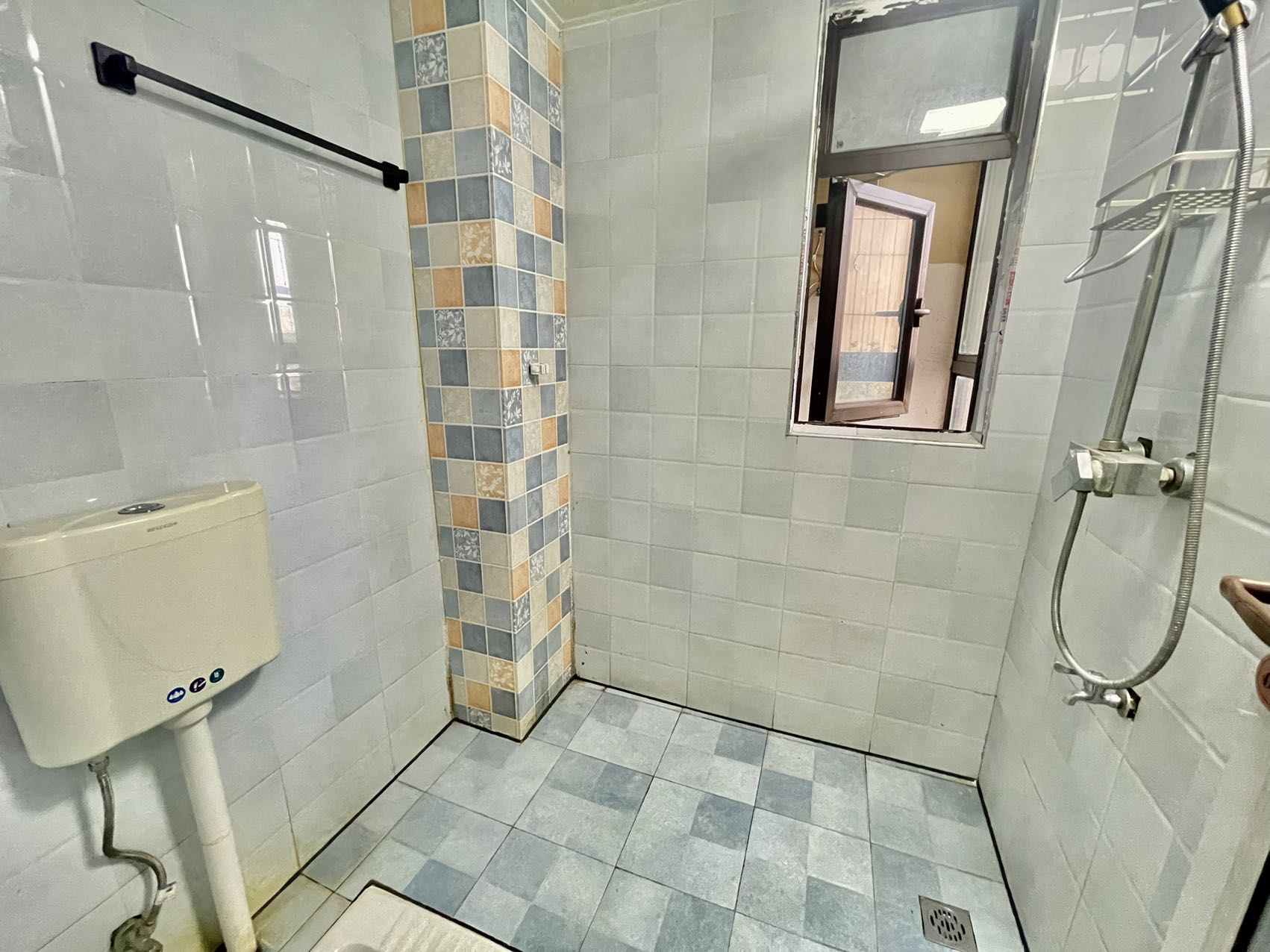 蓝溪谷 3室2厅2卫 45.0万 蓝溪谷 3室2厅2卫 45.0万室内图