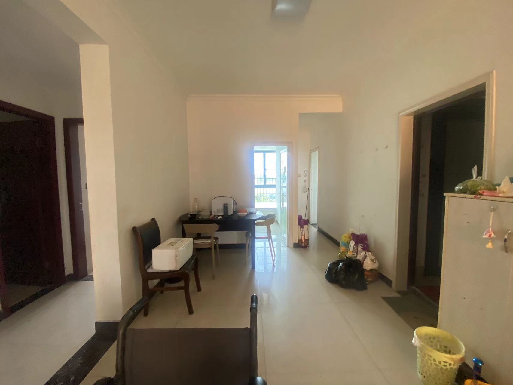 上善国际(翰林府) 3室2厅1卫 35.0万 上善国际(翰林府) 3室2厅1卫 35.0万室内图