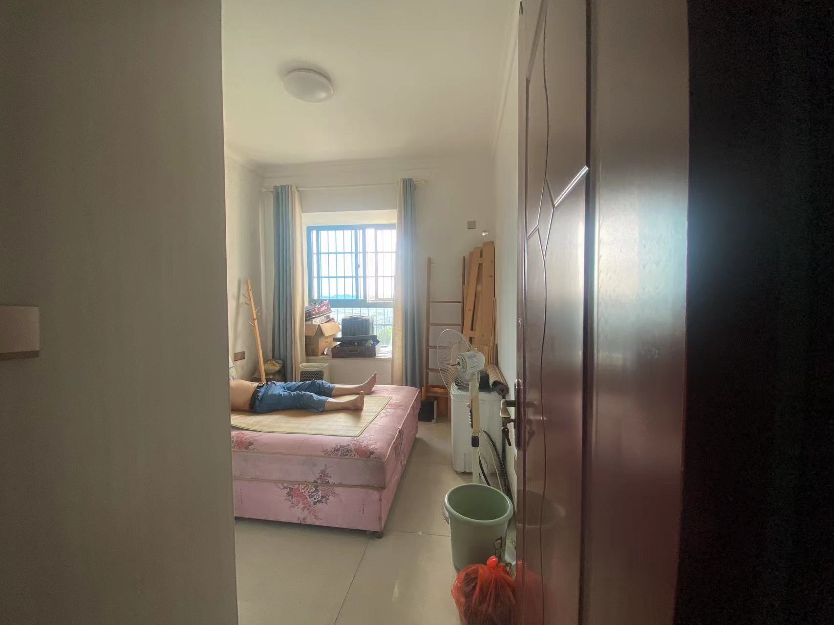 上善国际(翰林府) 3室2厅1卫 35.0万 上善国际(翰林府) 3室2厅1卫 35.0万室内图