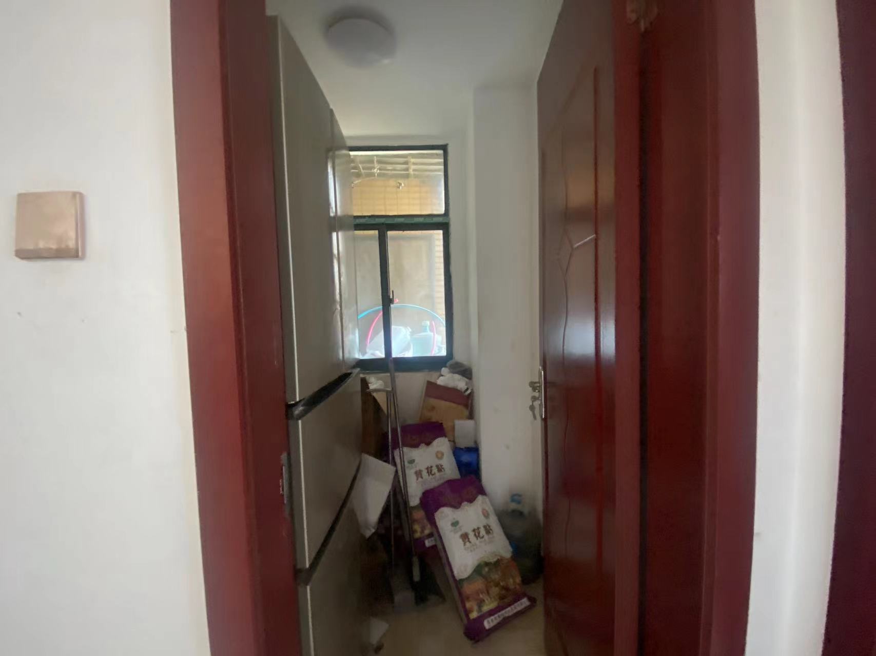 上善国际(翰林府) 3室2厅1卫 35.0万 上善国际(翰林府) 3室2厅1卫 35.0万室内图