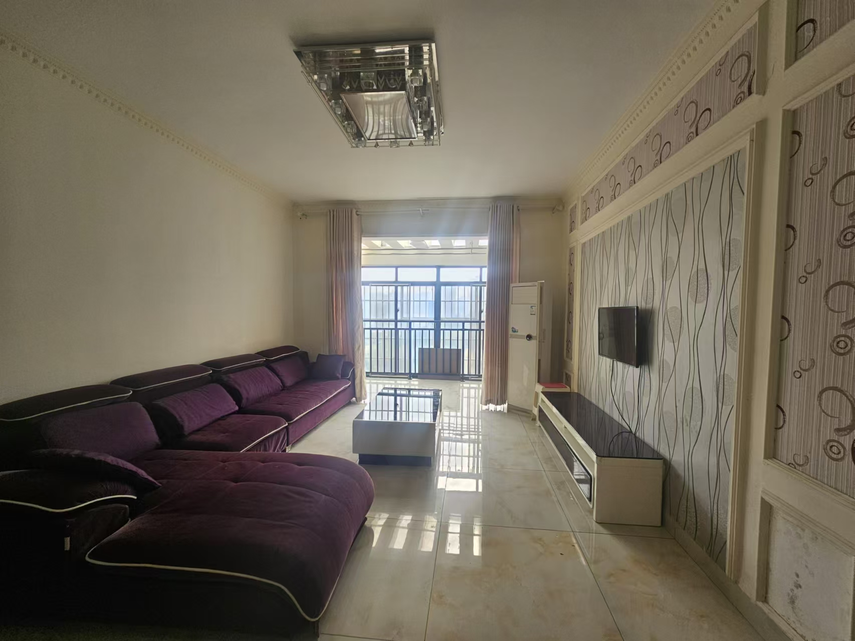 颐景园3期协力小区 2室2厅1卫 30.0万 颐景园3期协力小区 2室2厅1卫 30.0万室内图