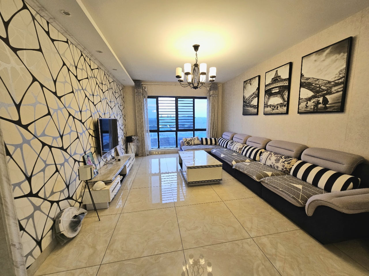 东鼎紫园  2室2厅2卫    48.0万 东鼎紫园  2室2厅2卫    48.0万室内图