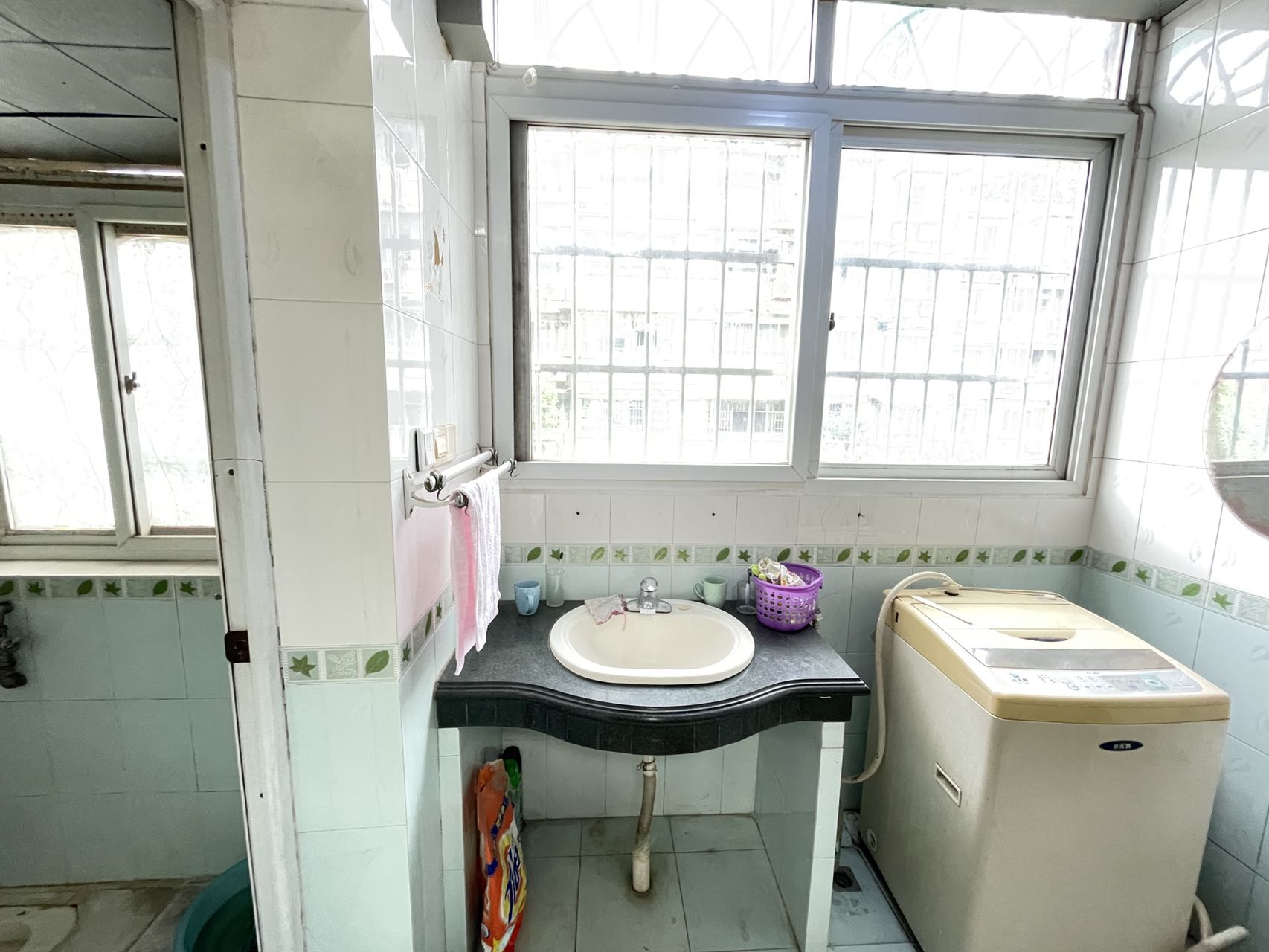 钻石家园  3室2厅2卫    43.8万室内图