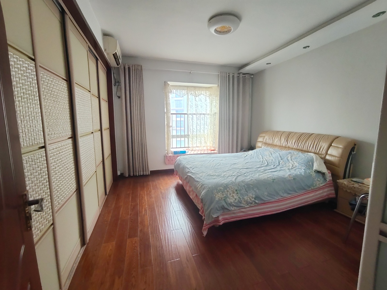 天鹅花园 7室2厅4卫 83.8万 天鹅花园 7室2厅4卫 83.8万室内图