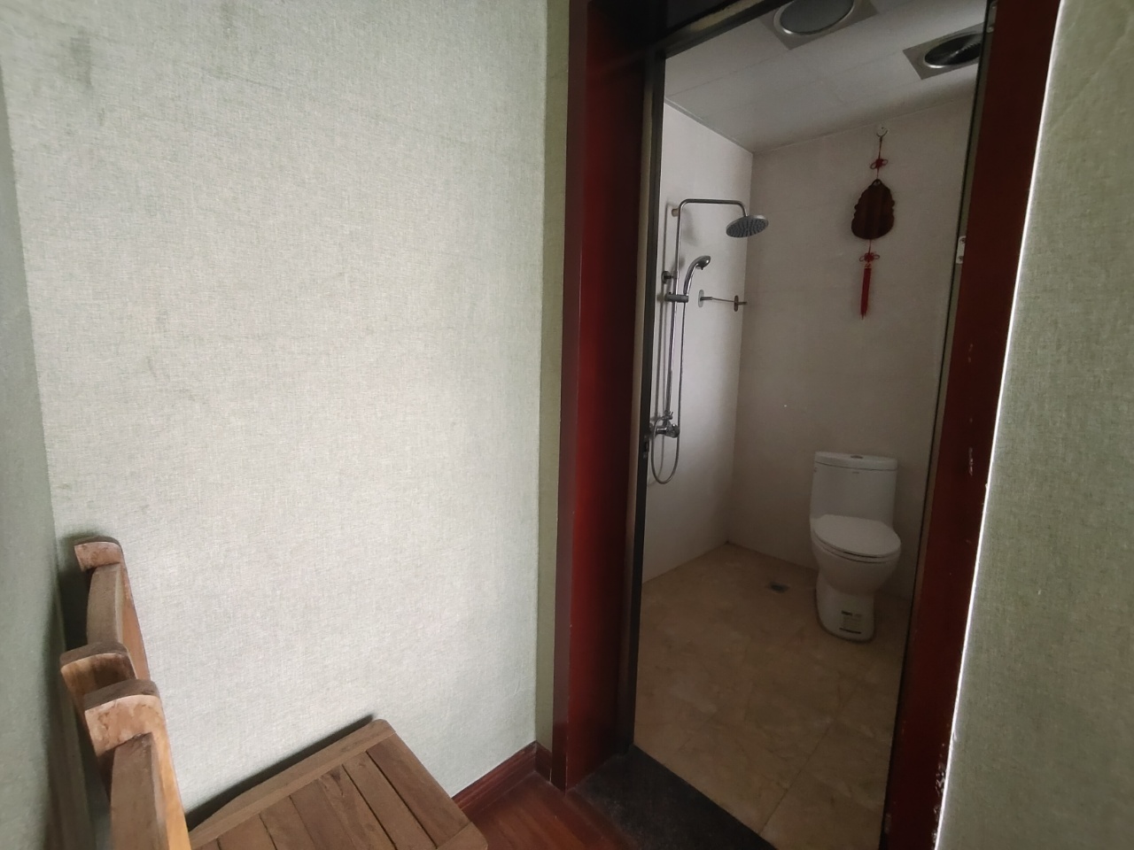 天鹅花园 7室2厅4卫 83.8万 天鹅花园 7室2厅4卫 83.8万室内图