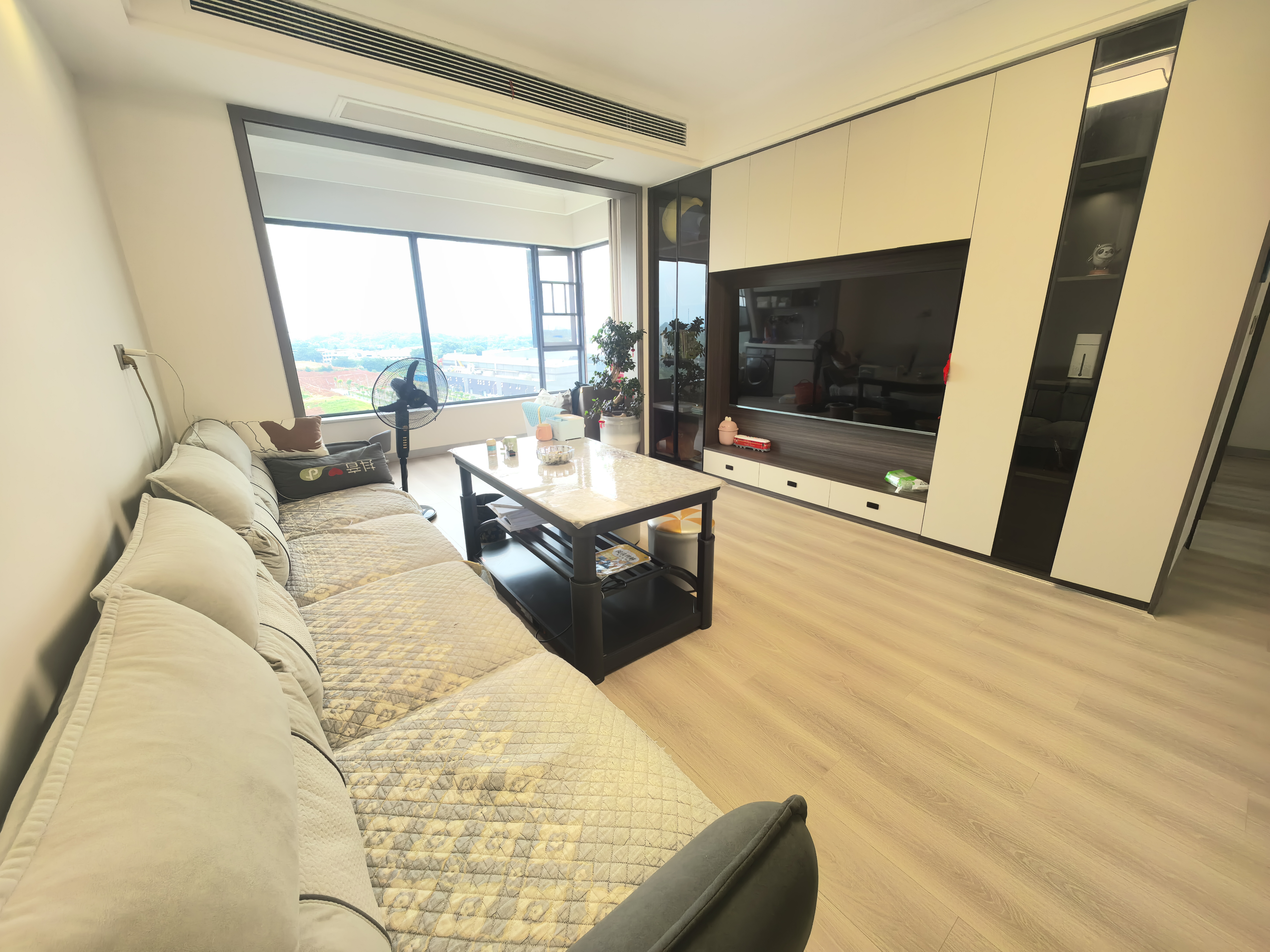 镜湖蓝岸 3室2厅2卫 58.0万 镜湖蓝岸 3室2厅2卫 58.0万室内图