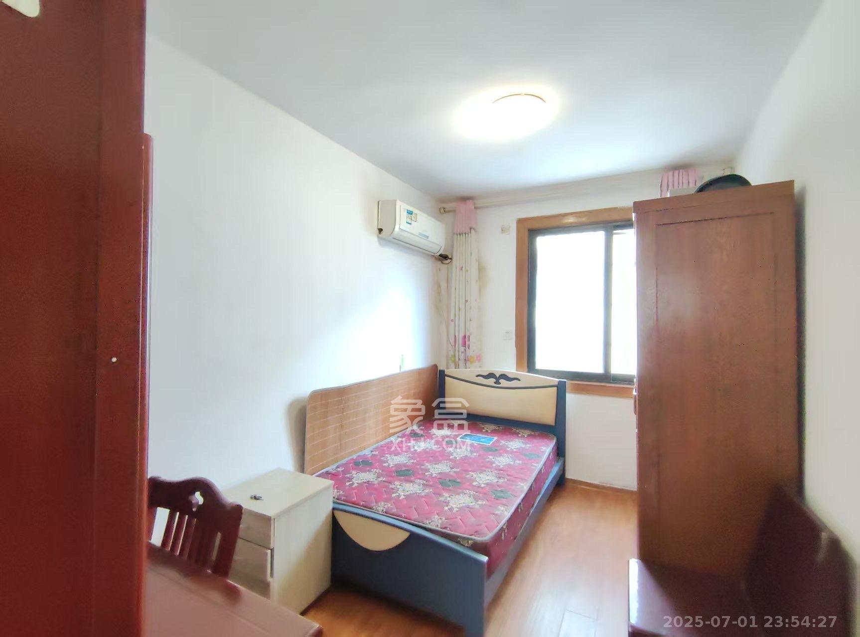 五金矿产进出口集团公司宿舍 2室1厅1卫 1600.0元/月 五金矿产进出口集团公司宿舍 2室1厅1卫 1600.0元/月室内图