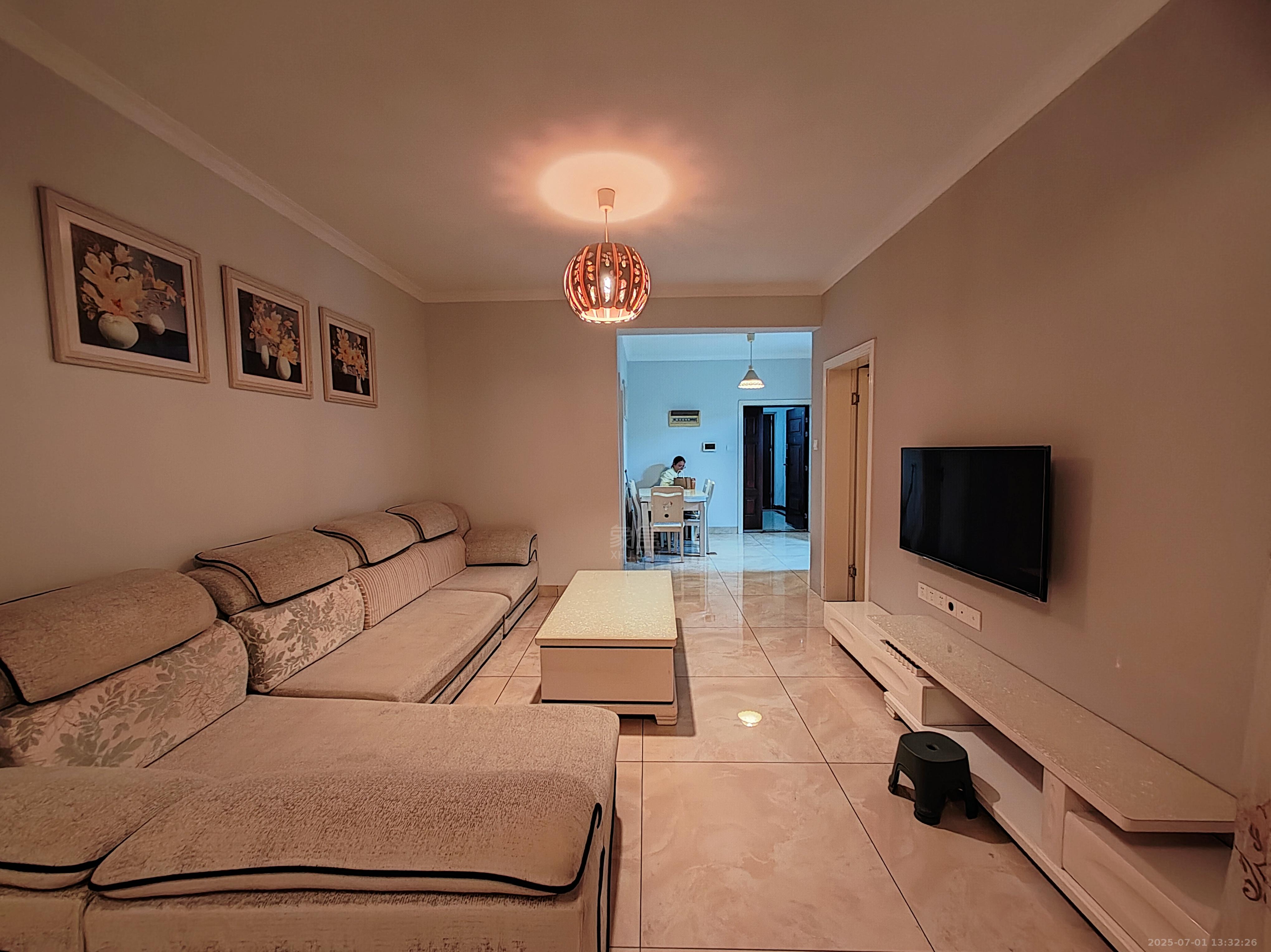 中欧昆仑首府 2室1厅1卫 1400.0元/月 中欧昆仑首府 2室1厅1卫 1400.0元/月室内图