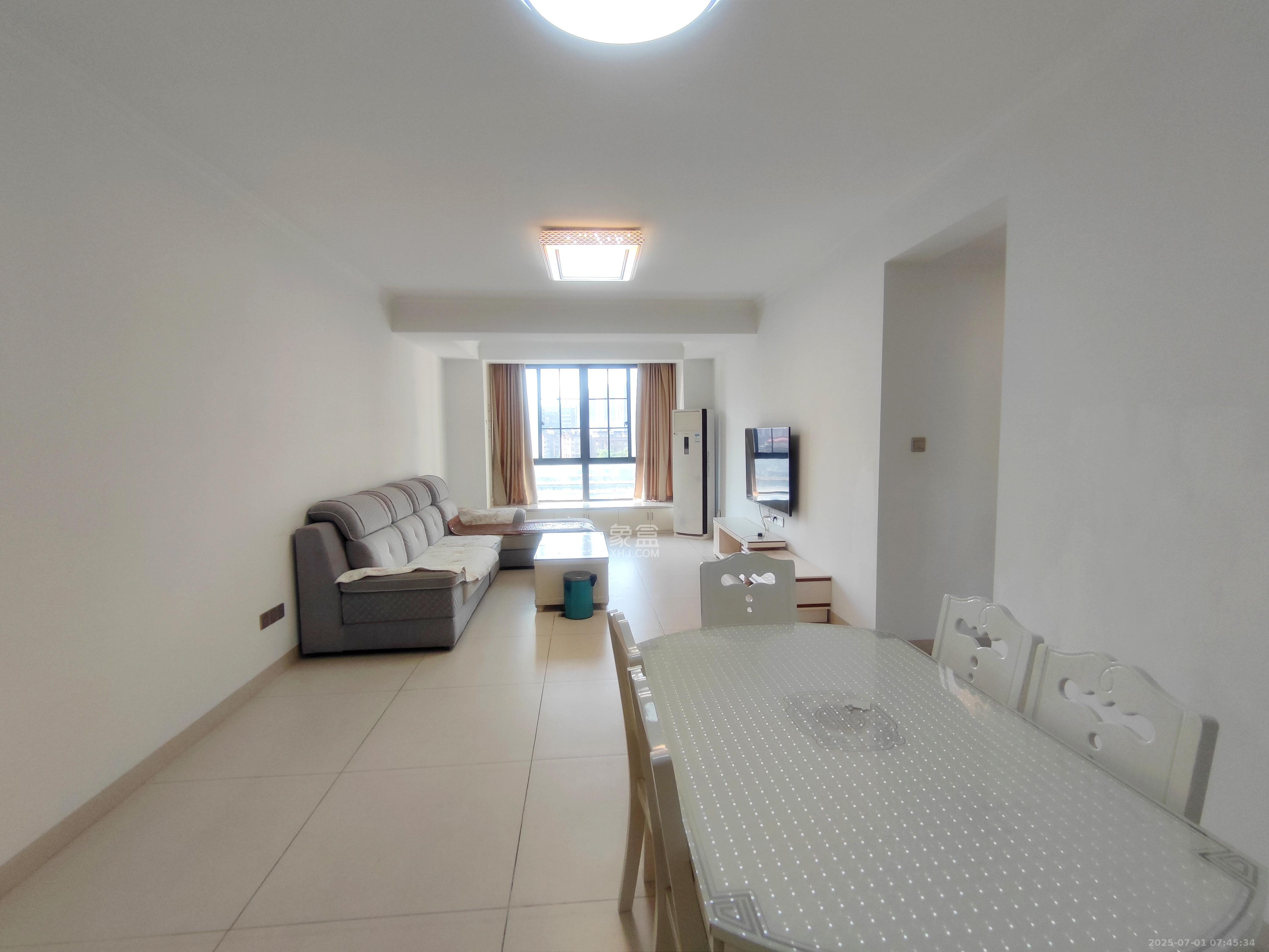 大鸿杰座  3室2厅1卫    2999.0元/月 大鸿杰座  3室2厅1卫    2999.0元/月室内图