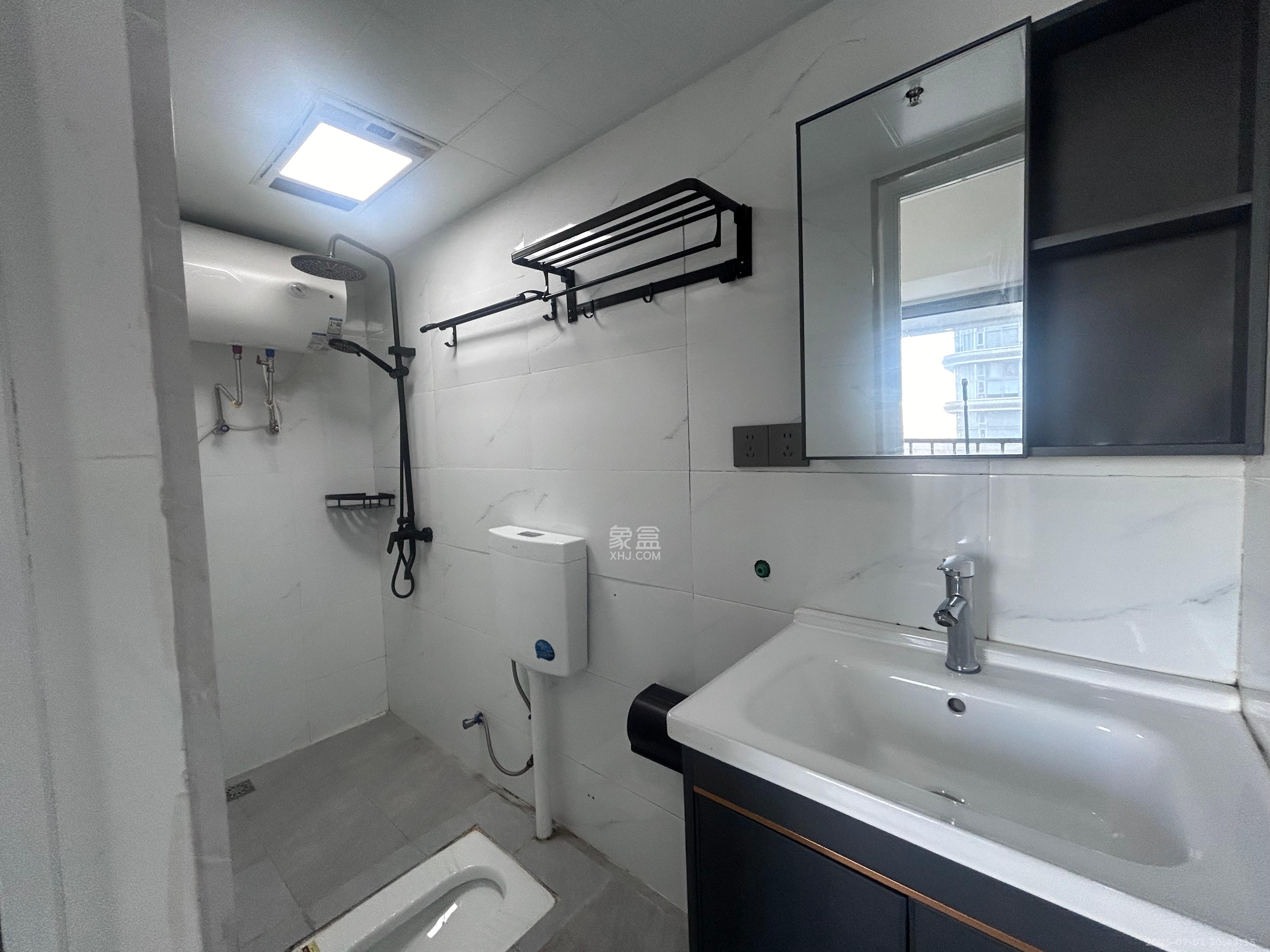 保利天禧EF区  1室0厅0卫    1550.0元/月 保利天禧EF区  1室0厅0卫    1550.0元/月室内图