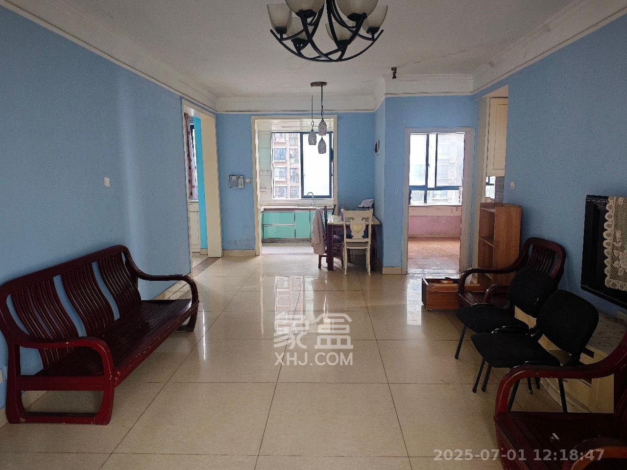 湘江世纪城鸿江苑 3室2厅1卫 1500.0元/月 湘江世纪城鸿江苑 3室2厅1卫 1500.0元/月室内图