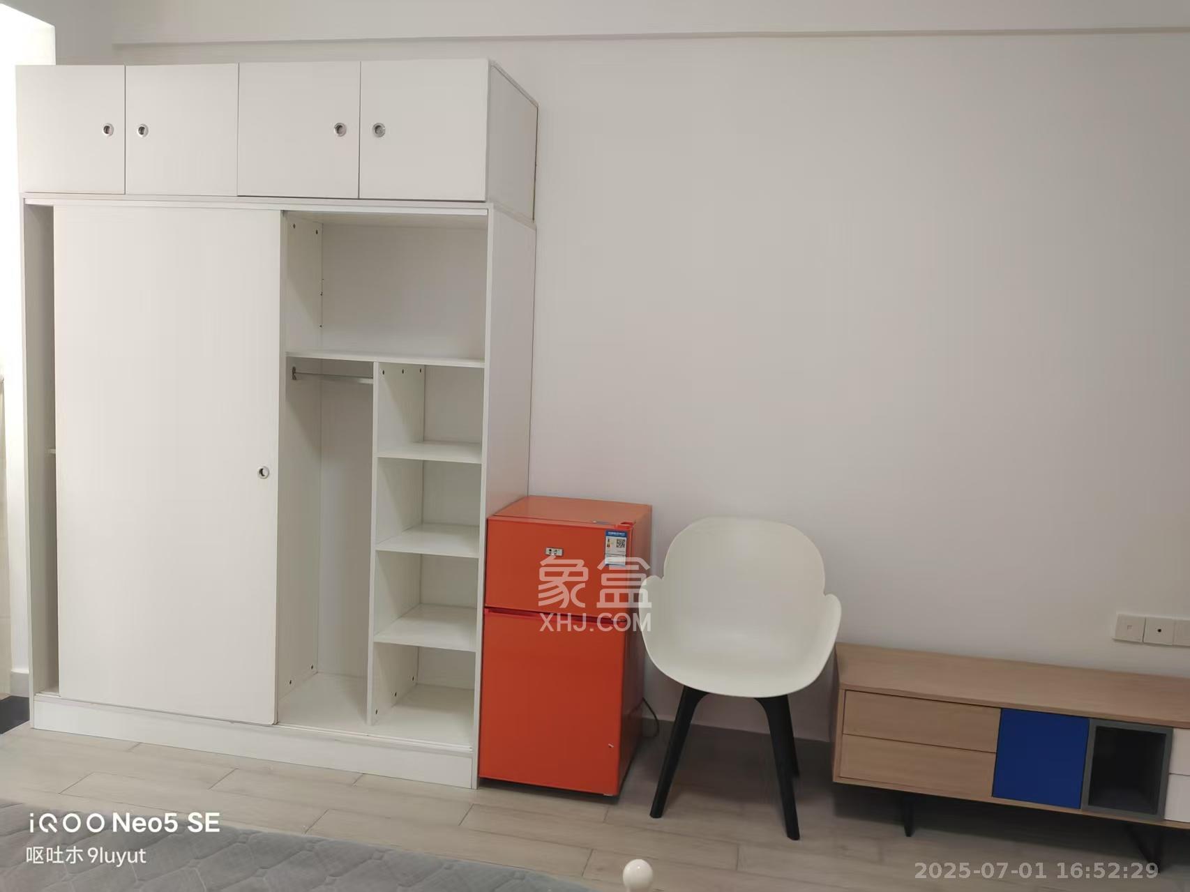 北辰三角洲E4区  1室1厅1卫   2000.00元/月室内图