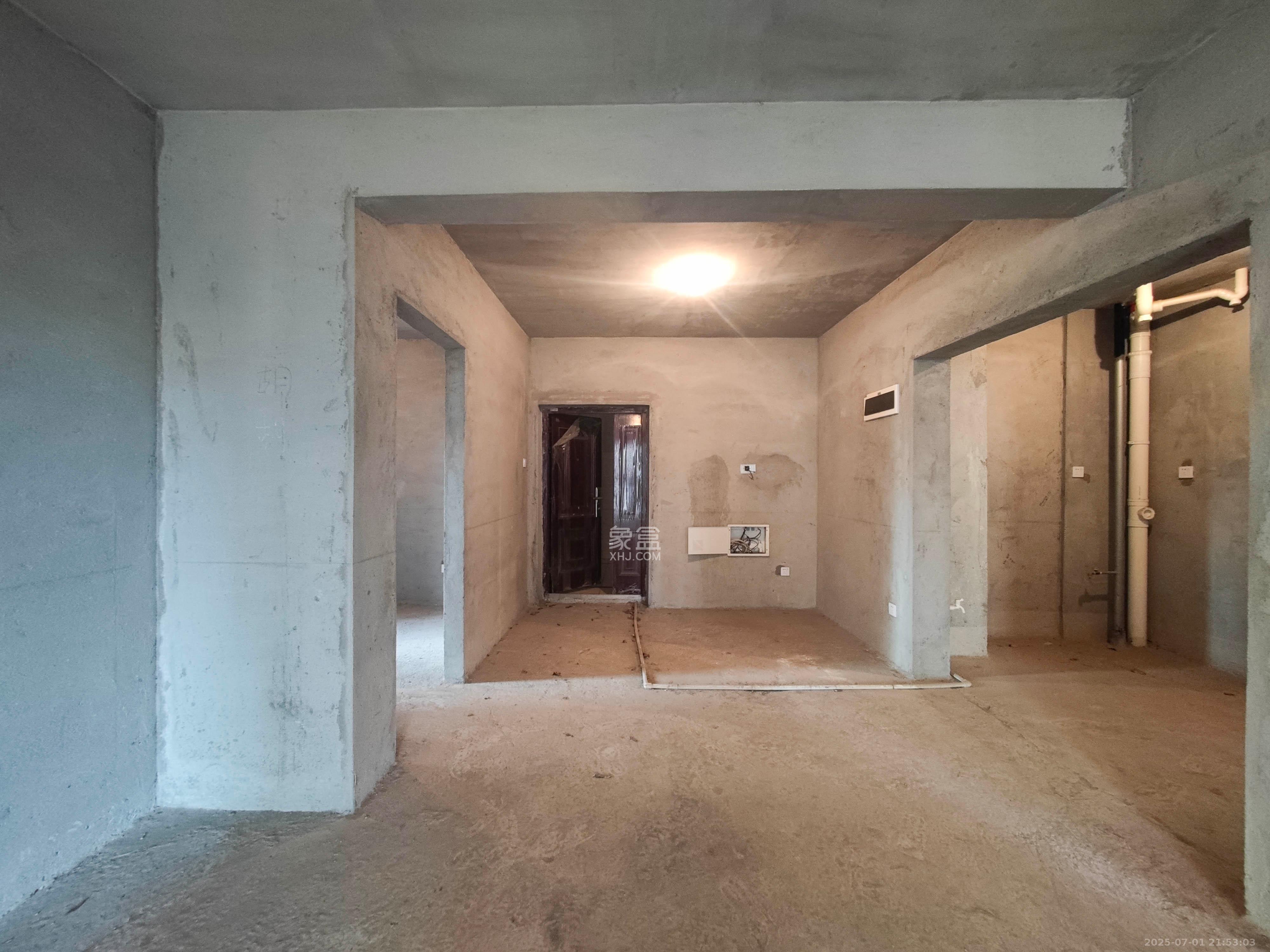 平吉上苑 3室2厅2卫 105.0万 平吉上苑 3室2厅2卫 105.0万其他