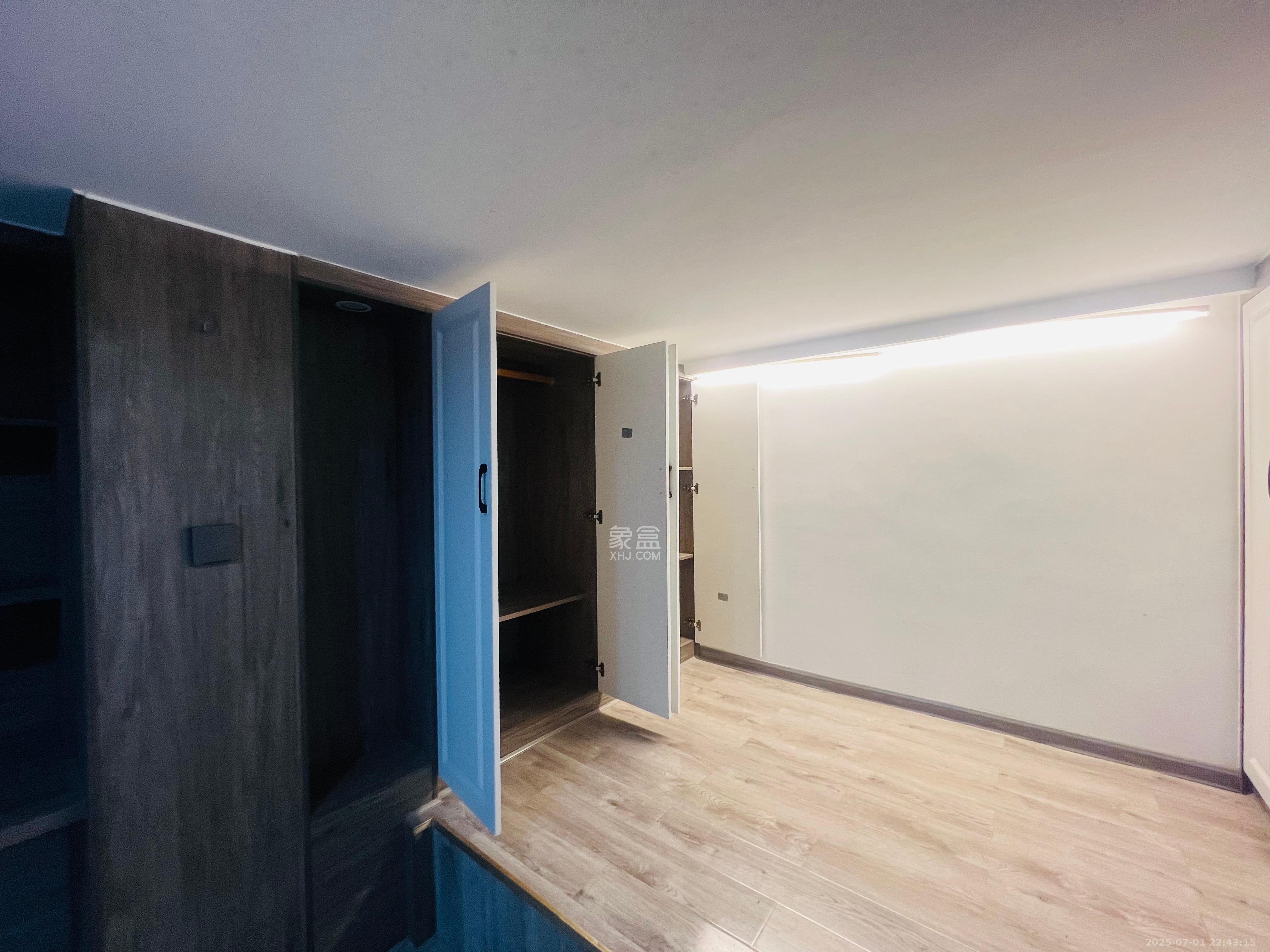 龙湖新壹城  2室1厅1卫    2400.0元/月 龙湖新壹城  2室1厅1卫    2400.0元/月室内图