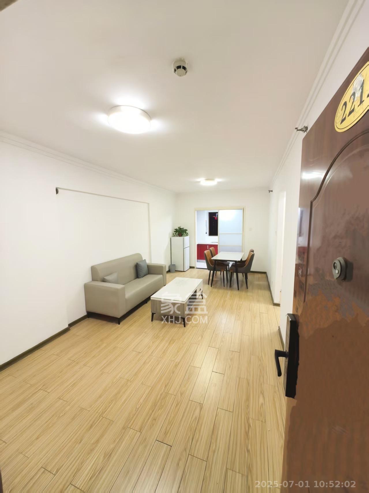 兰卡威国际 1室1厅1卫 2400.00元/月 兰卡威国际 1室1厅1卫 2400.00元/月室内图