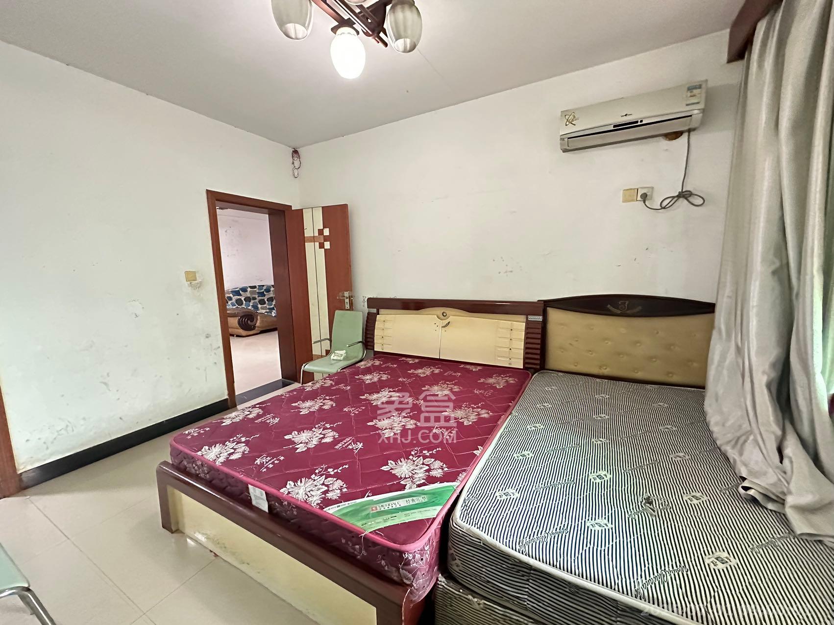 中南汽车世界 3室2厅2卫 1200.0元/月 中南汽车世界 3室2厅2卫 1200.0元/月室内图