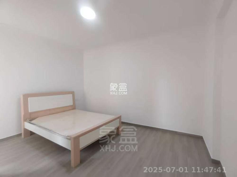 旺城天悦领秀香江 3室2厅2卫 1700.0元/月 旺城天悦领秀香江 3室2厅2卫 1700.0元/月室内图