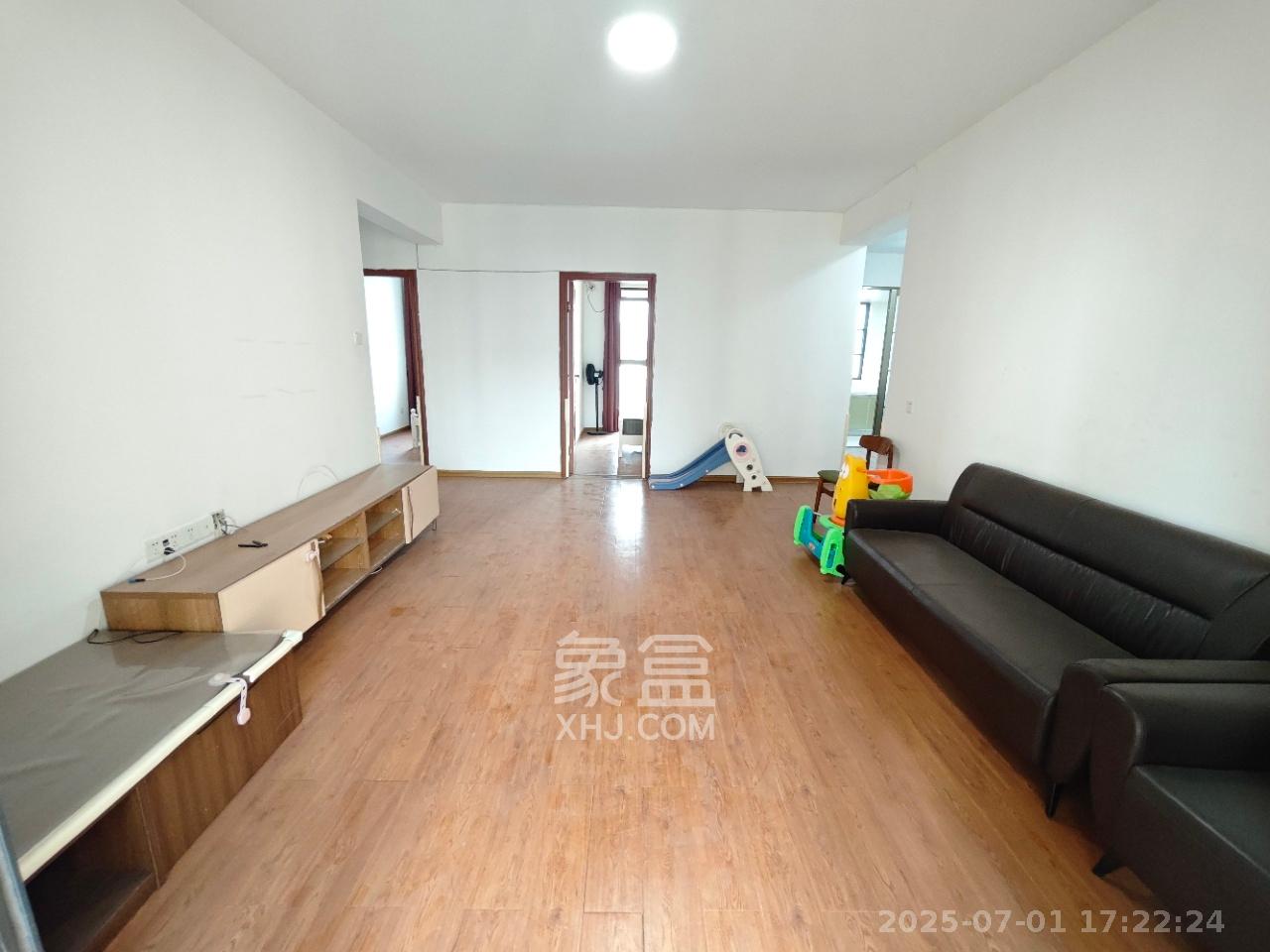 锦湘国际星城四期(金丽苑)  3室2厅2卫    2800.0元/月 锦湘国际星城四期(金丽苑)  3室2厅2卫    2800.0元/月