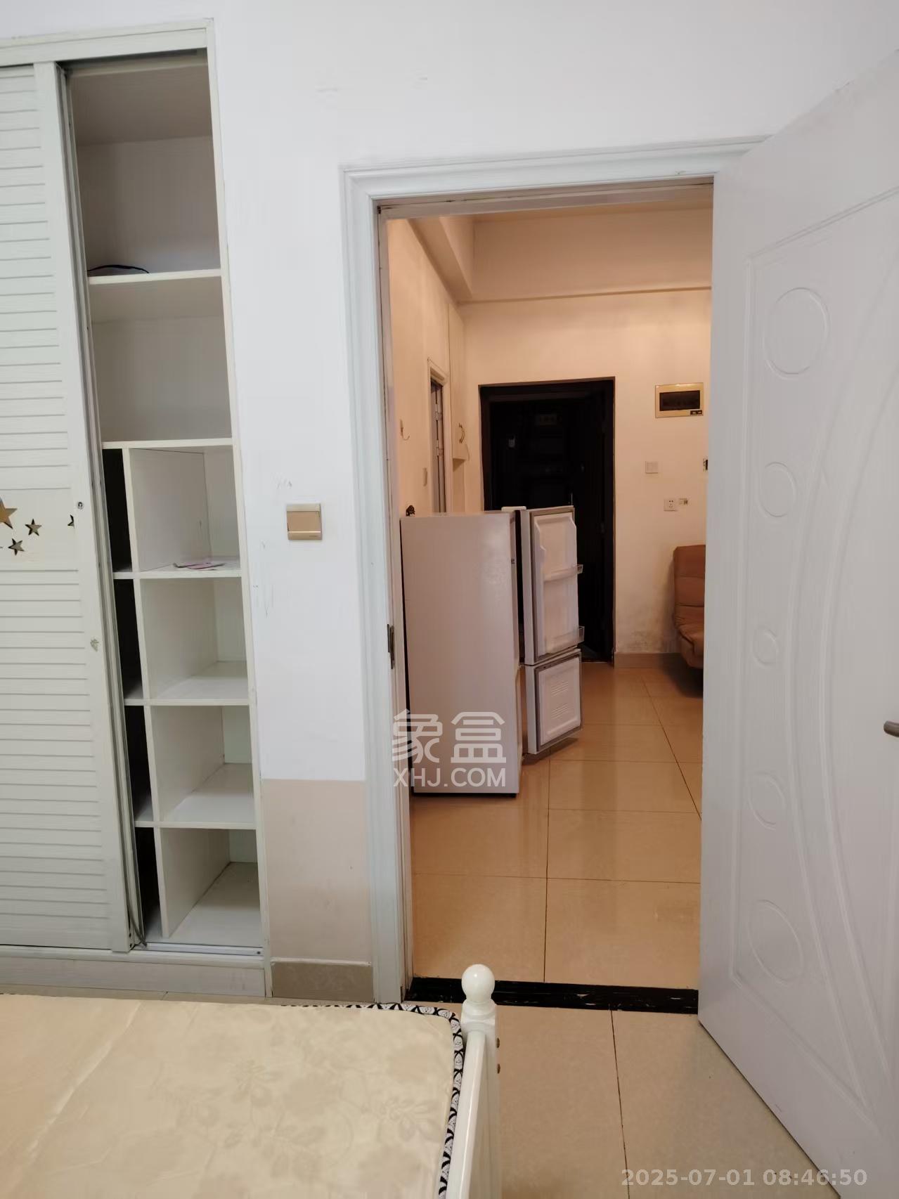 中建芙蓉工社  2室1厅1卫   1400.00元/月室内图