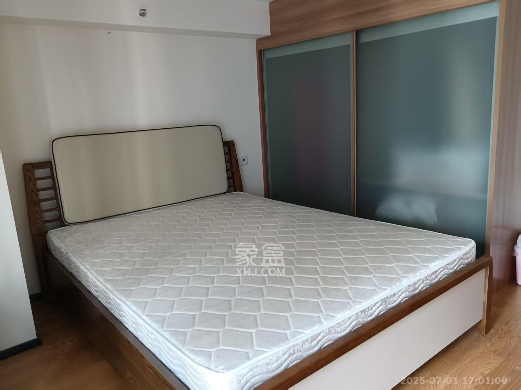 恒大翡翠华庭  1室1厅1卫   1600.00元/月室内图