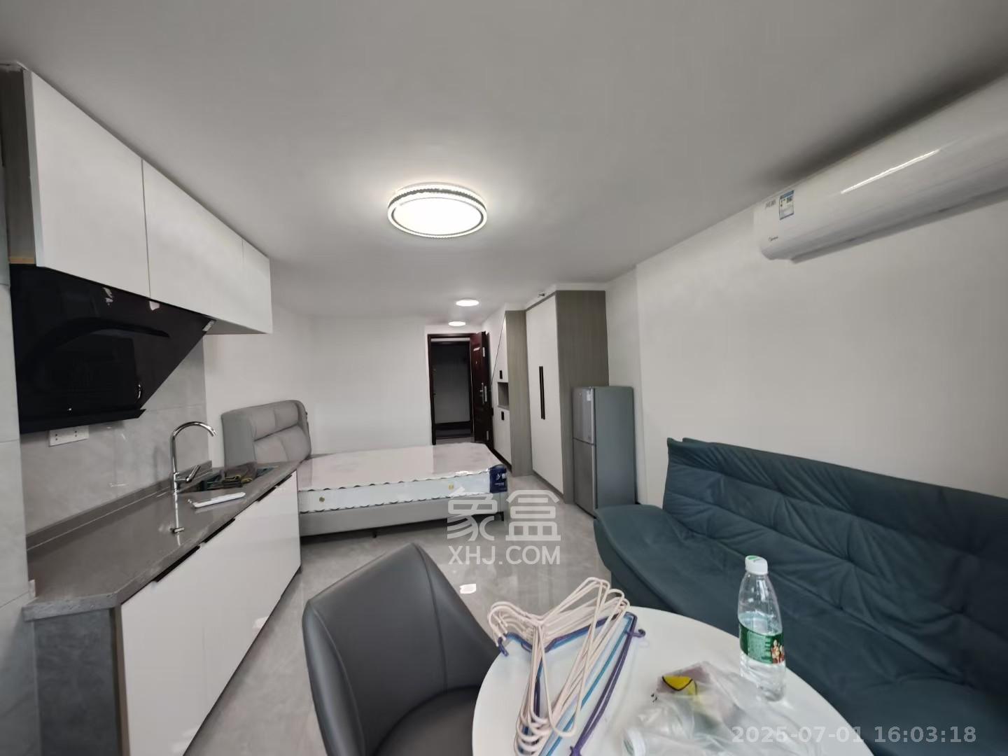 天麓轻奢国际 2室1厅1卫 1600.0元/月 天麓轻奢国际 2室1厅1卫 1600.0元/月室内图