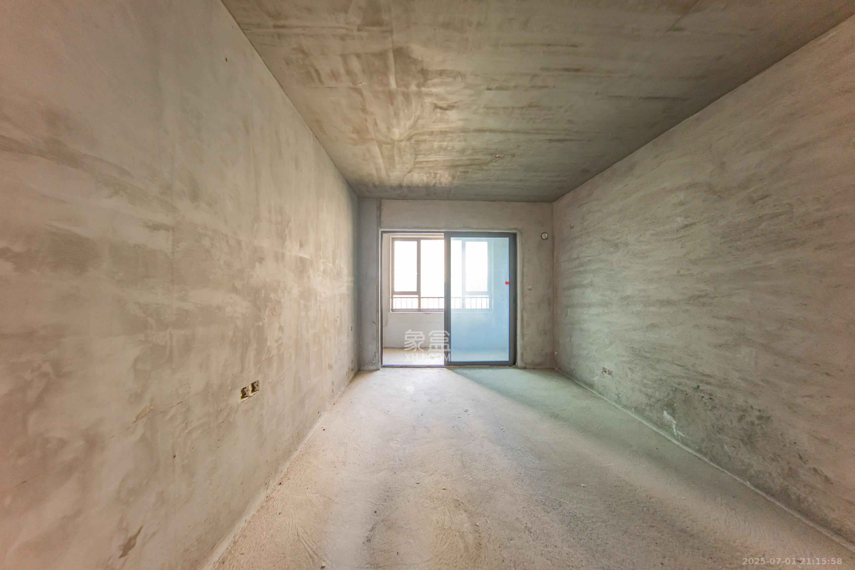 江山帝景雅典  3室2厅2卫    125.0万卧室