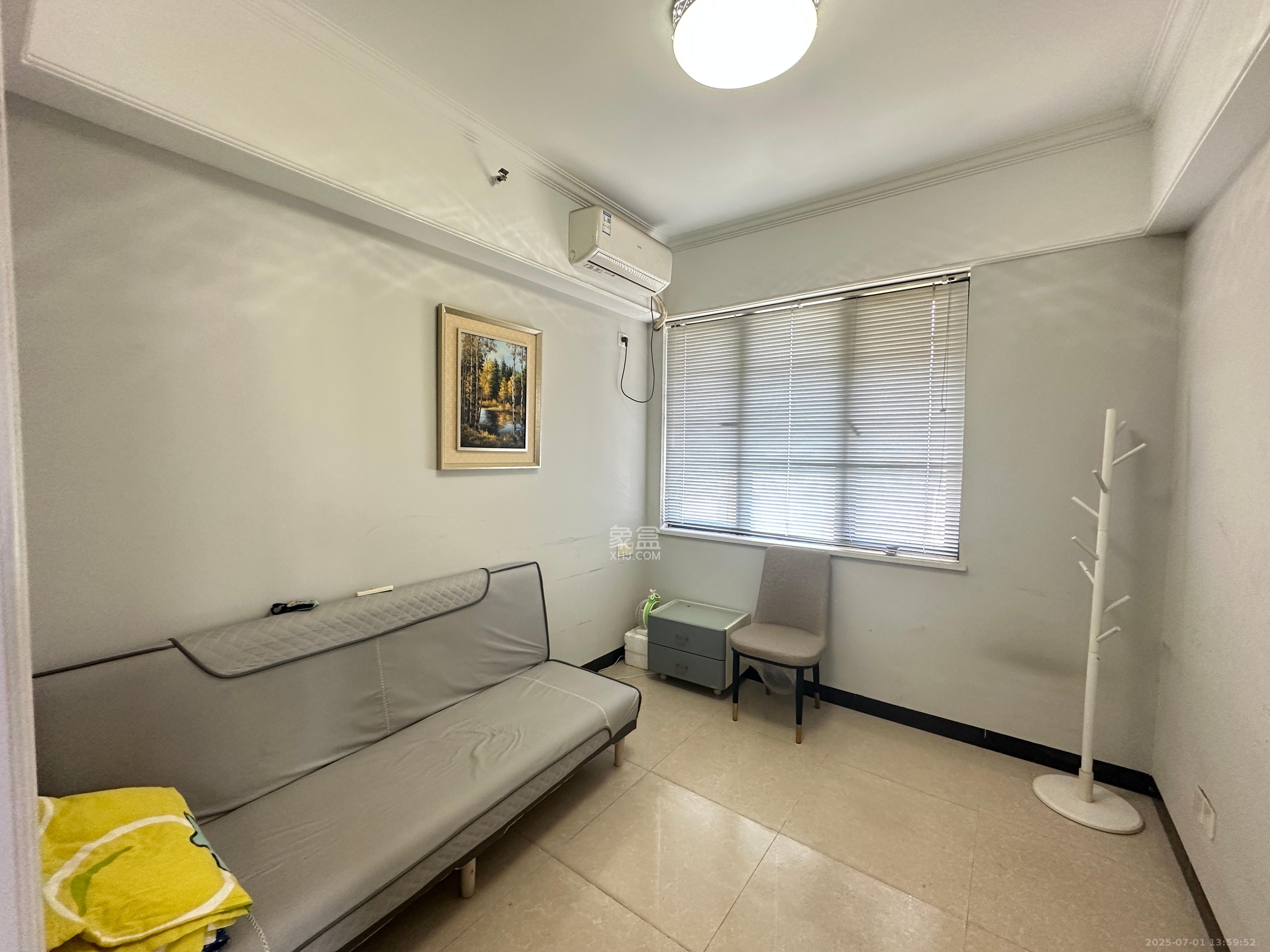 半山公馆(半山国际中心) 1室1厅1卫 2500.0元/月 半山公馆(半山国际中心) 1室1厅1卫 2500.0元/月室内图