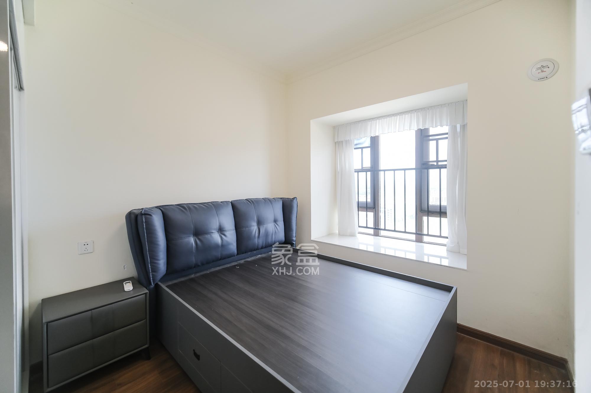 碧桂园翘楚棠 4室2厅1卫 150.0万 碧桂园翘楚棠 4室2厅1卫 150.0万卧室