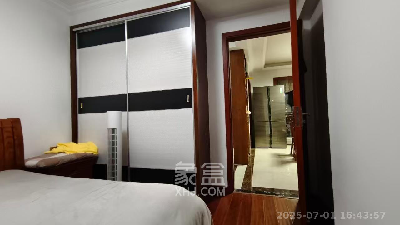 梅溪湖合能璞丽 4室2厅1卫 3500.0元/月 梅溪湖合能璞丽 4室2厅1卫 3500.0元/月室内图