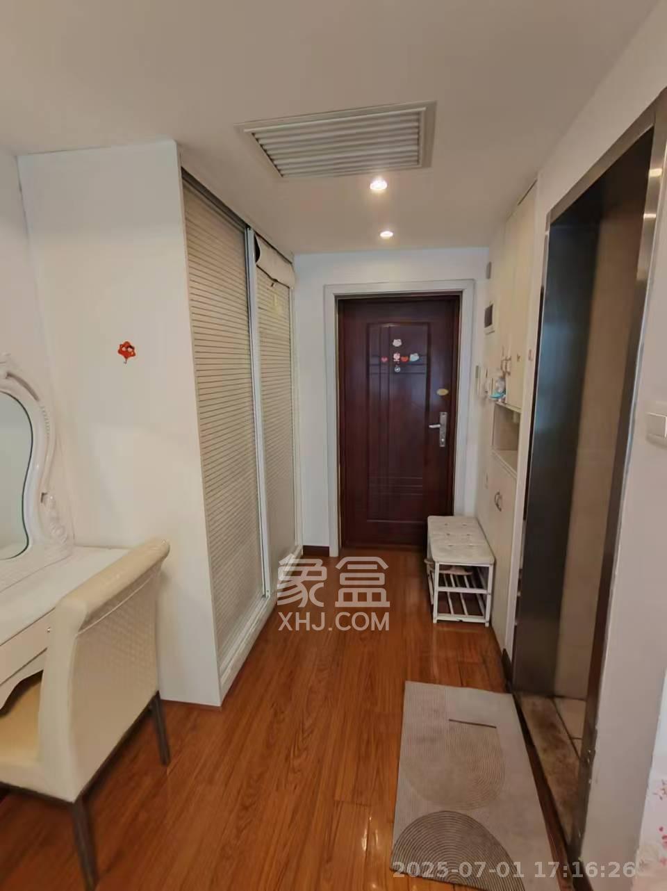 泉昇同福大厦 1室1厅1卫 1700.0元/月 泉昇同福大厦 1室1厅1卫 1700.0元/月室内图