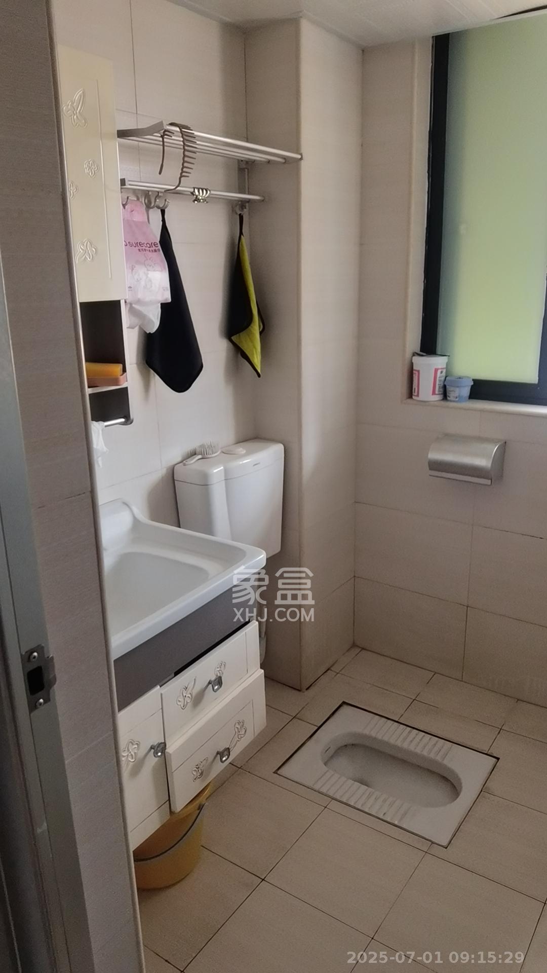 花样年华  1室1厅1卫   1500.00元/月室内图
