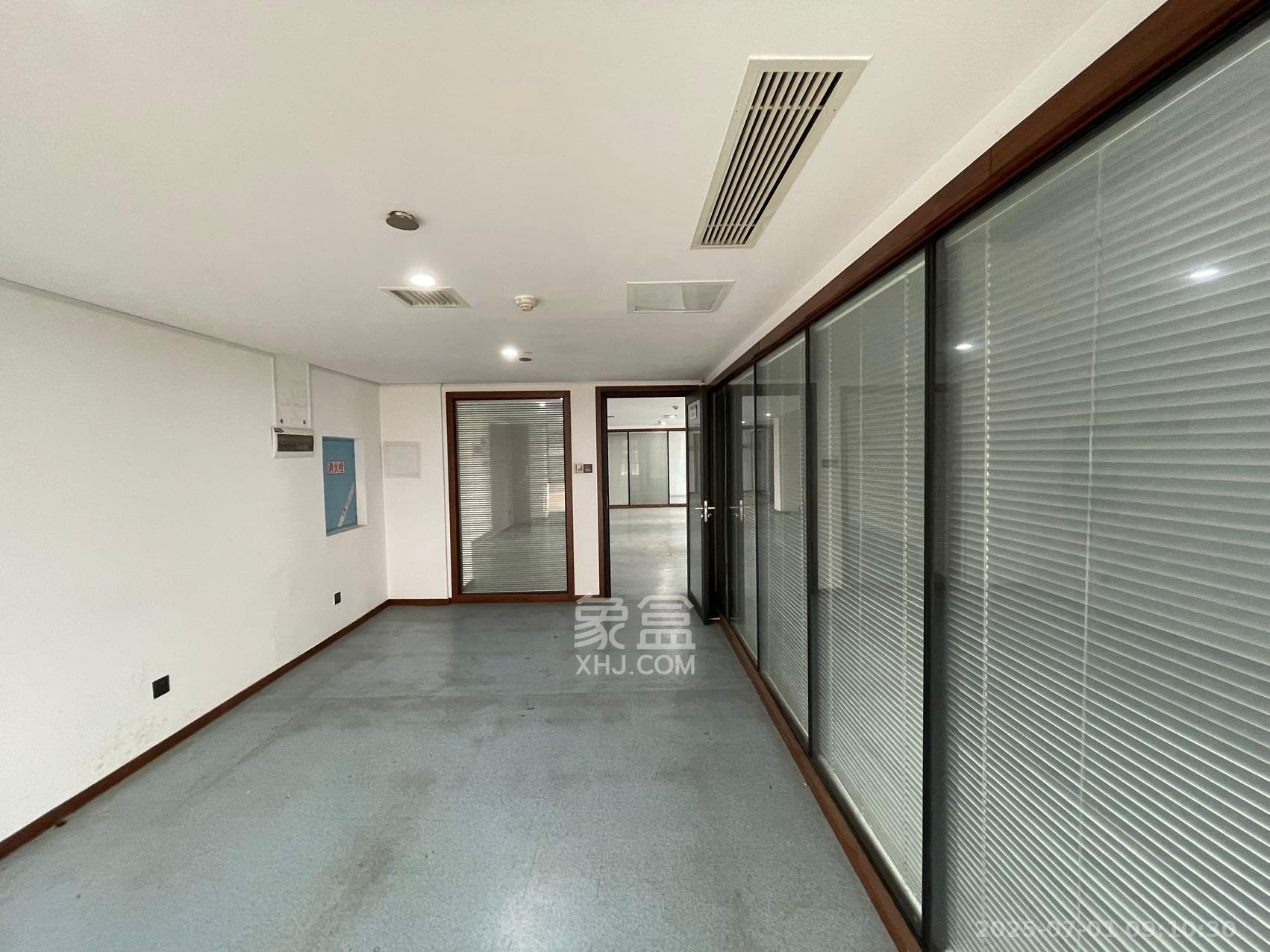 中建芙蓉工社 1室1厅1卫 4500.0元/月 中建芙蓉工社 1室1厅1卫 4500.0元/月室内图