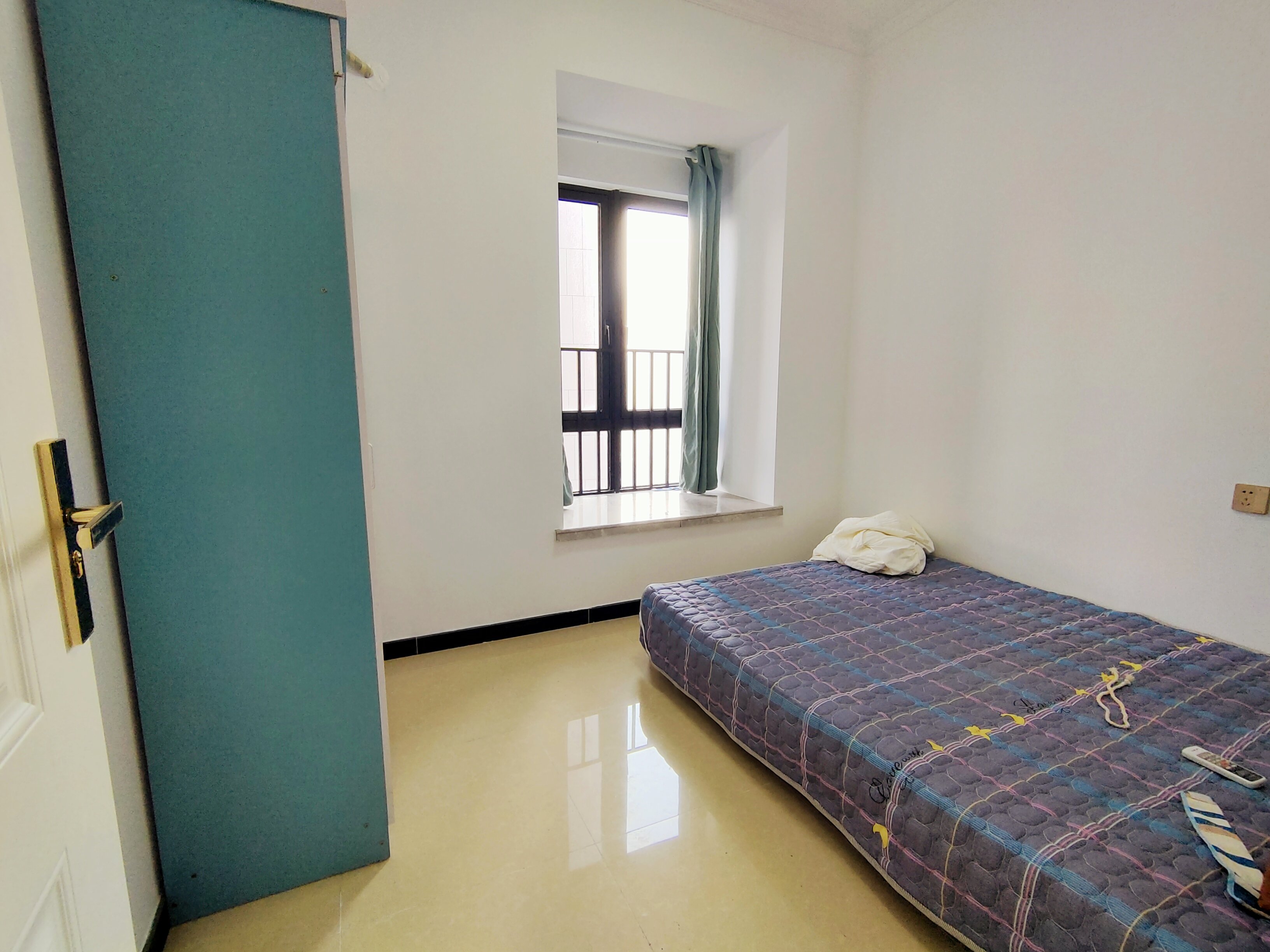 华润中心 3室2厅2卫 5500.00元/月 华润中心 3室2厅2卫 5500.00元/月室内图