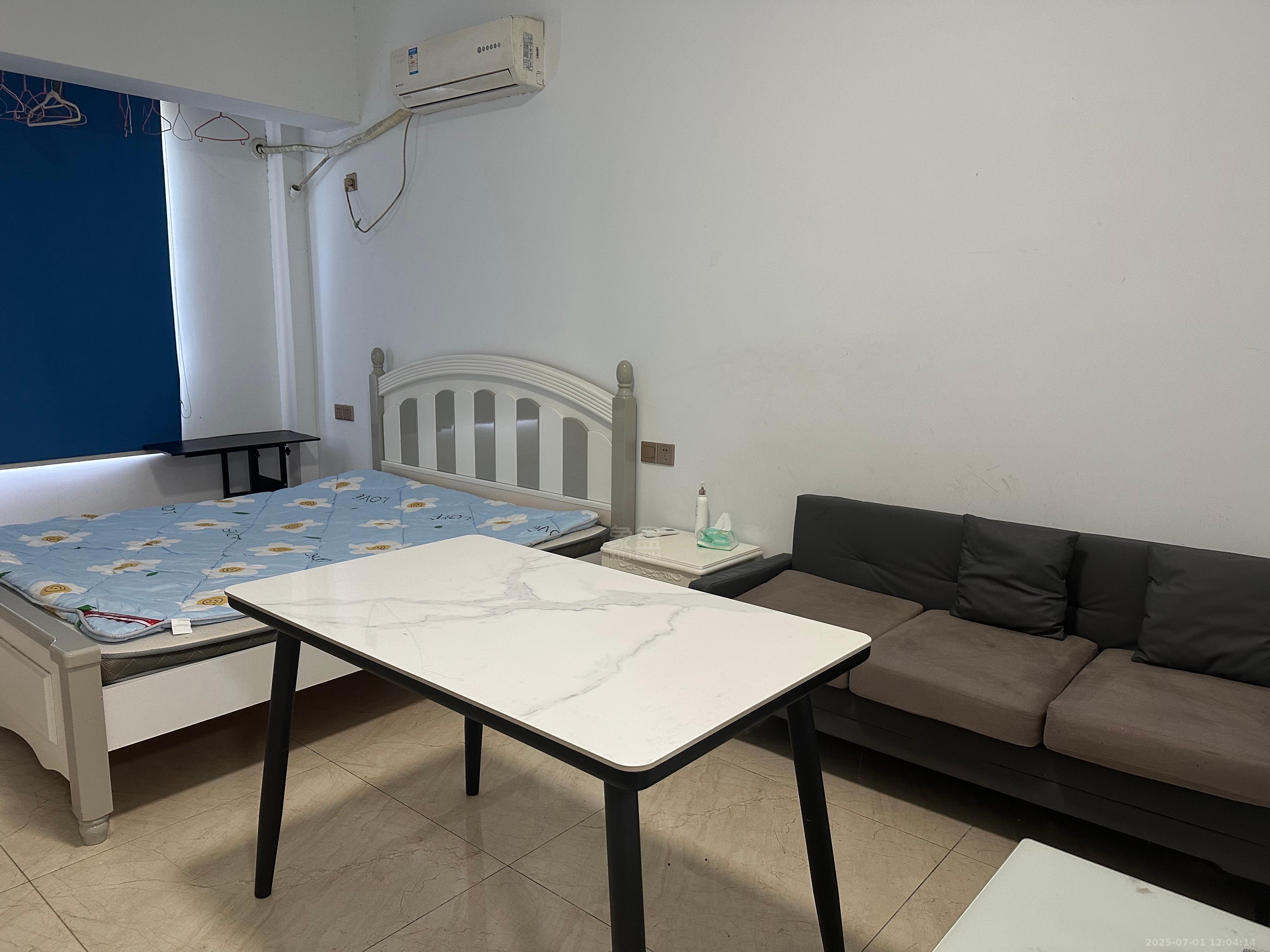 康桥美郡  1室1厅1卫    1300.0元/月室内图