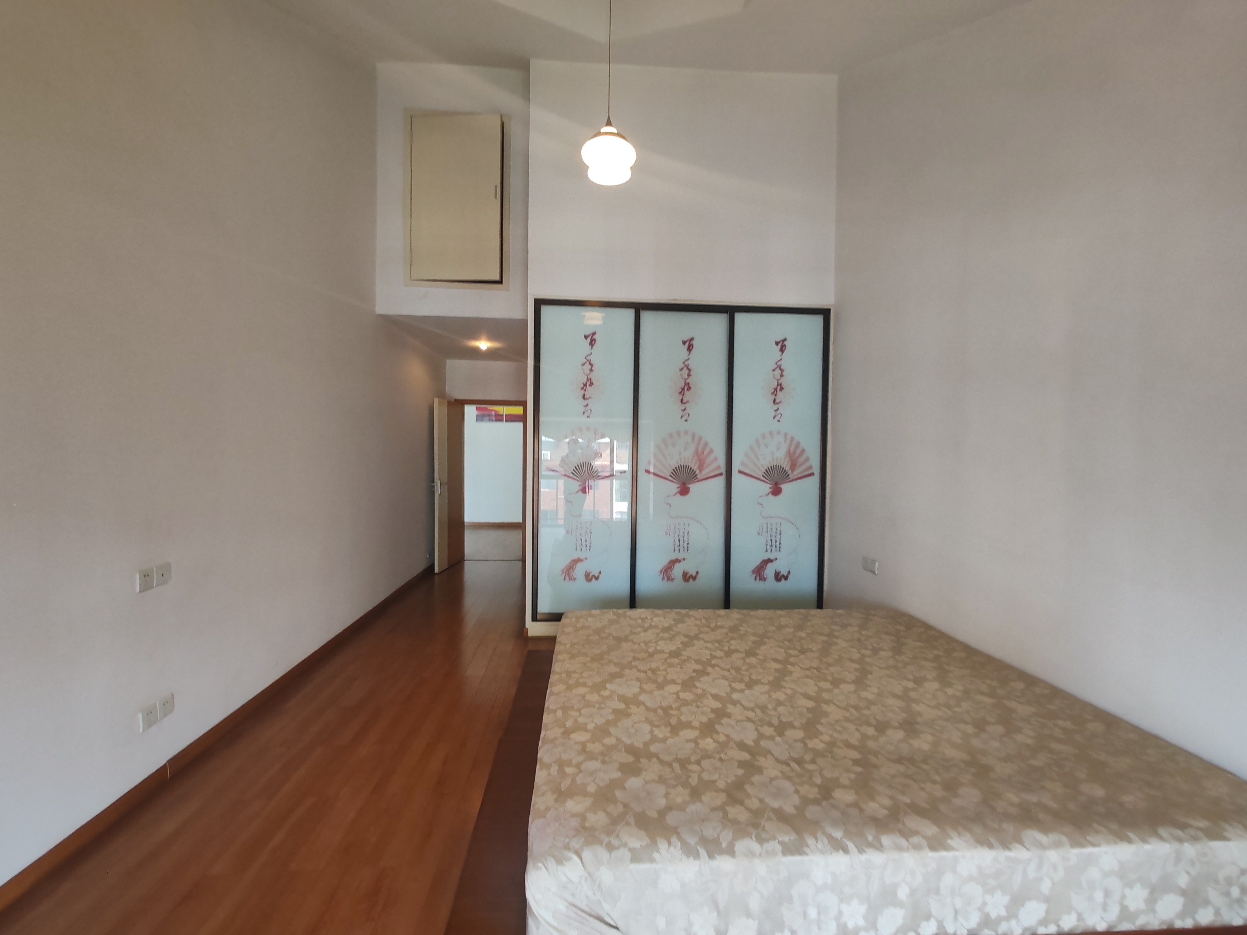 桂苑新村  6室2厅3卫   108.00万室内图