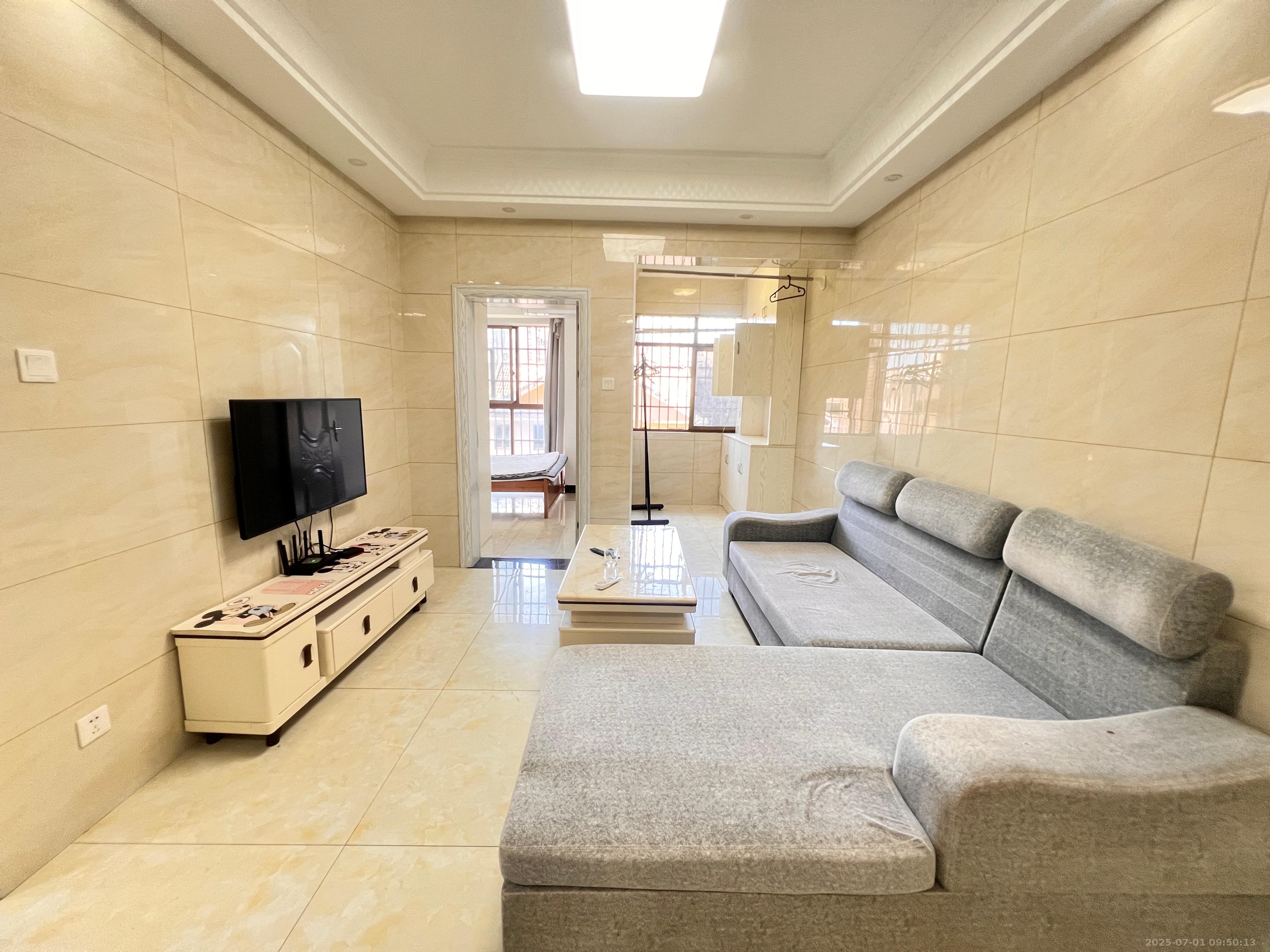 福鑫南郡 2室1厅1卫 1400.0元/月 福鑫南郡 2室1厅1卫 1400.0元/月室内图