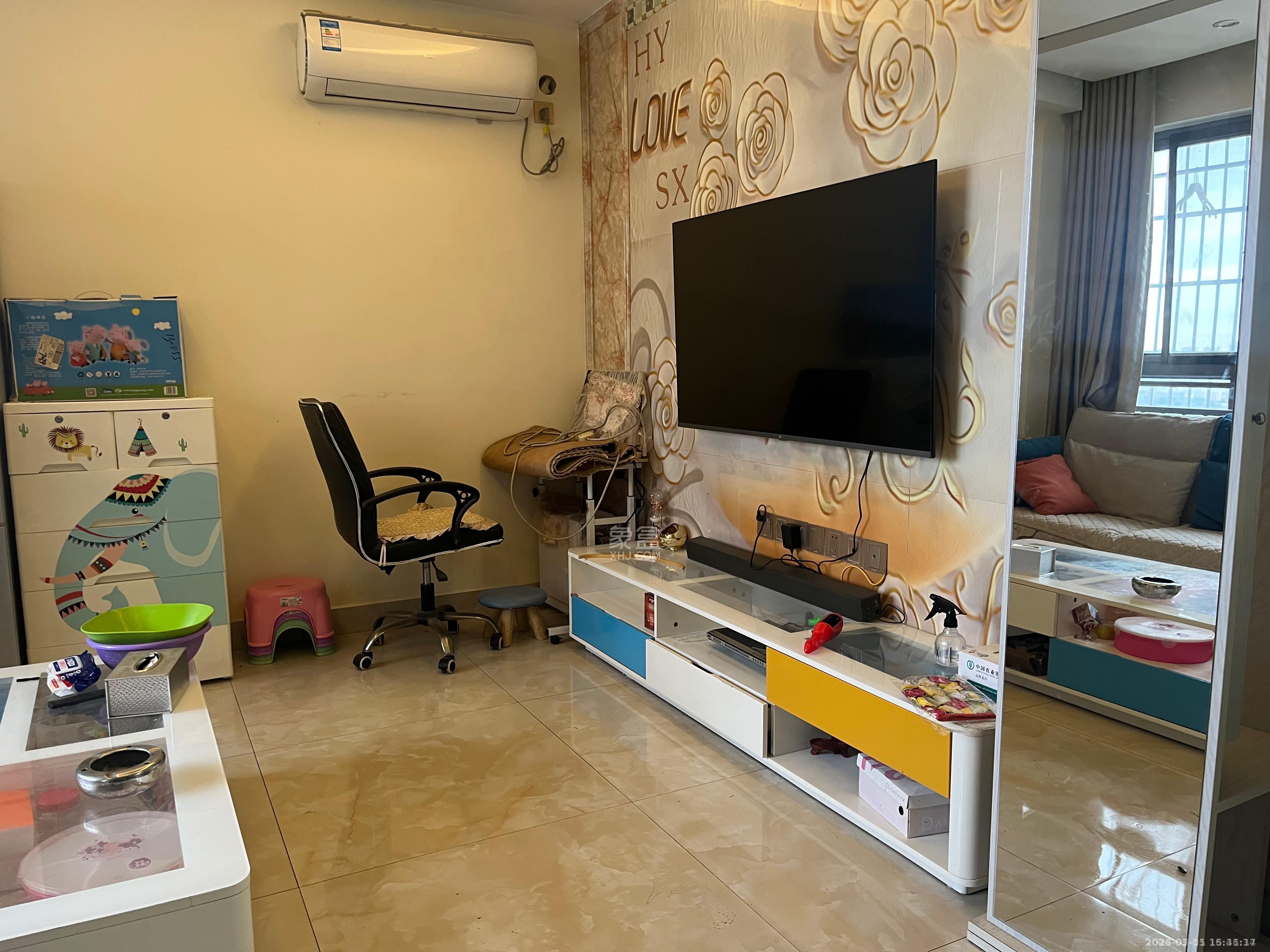 文化园三期 1室1厅1卫 1200.0元/月 文化园三期 1室1厅1卫 1200.0元/月室内图